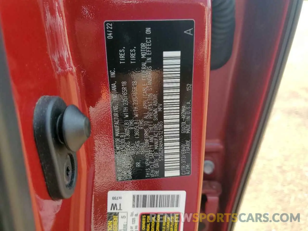 13 Photograph of a damaged car 5TDGZRAH4NS121065 TOYOTA HIGHLANDER 2022