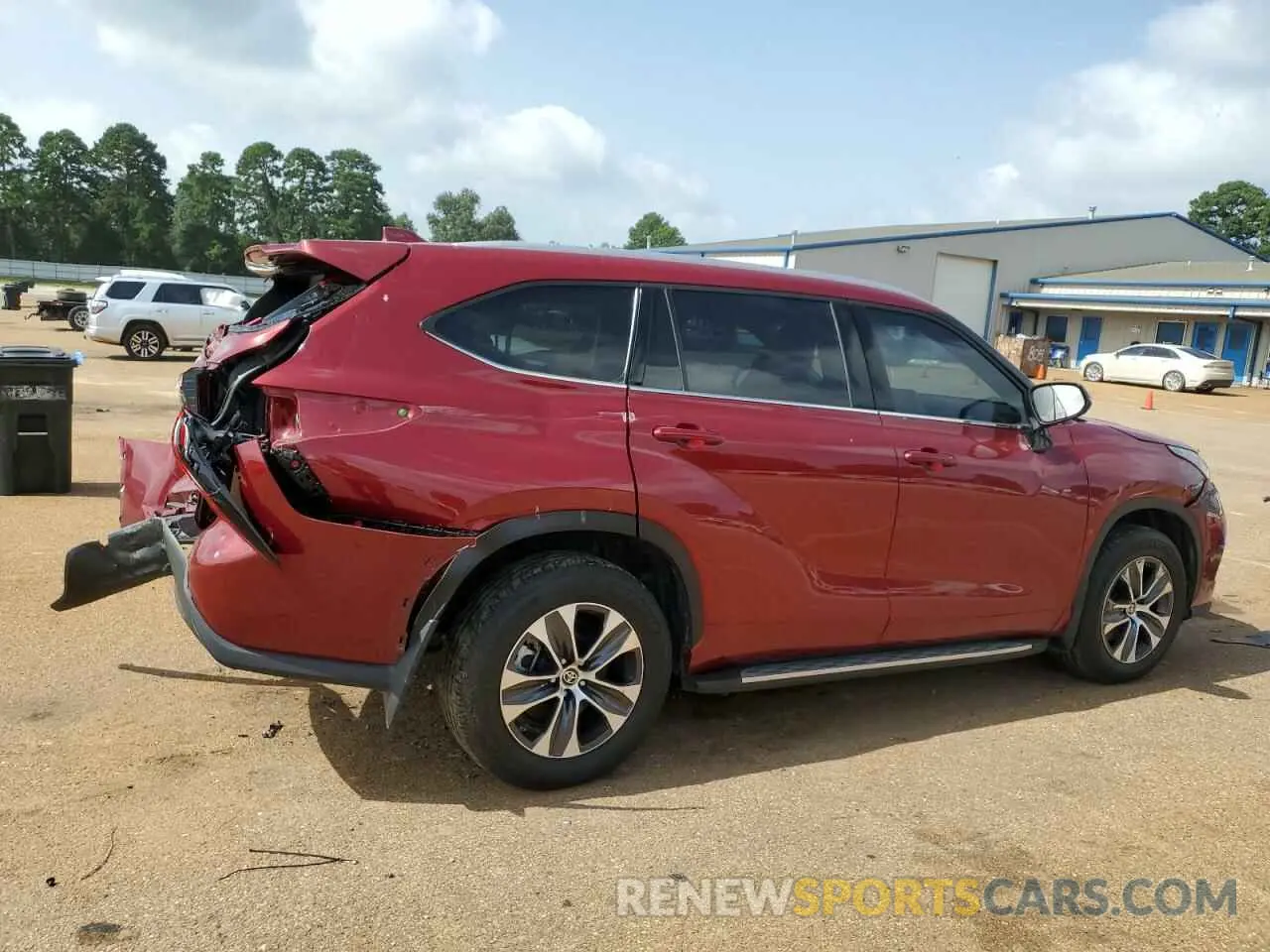 3 Photograph of a damaged car 5TDGZRAH4NS121065 TOYOTA HIGHLANDER 2022
