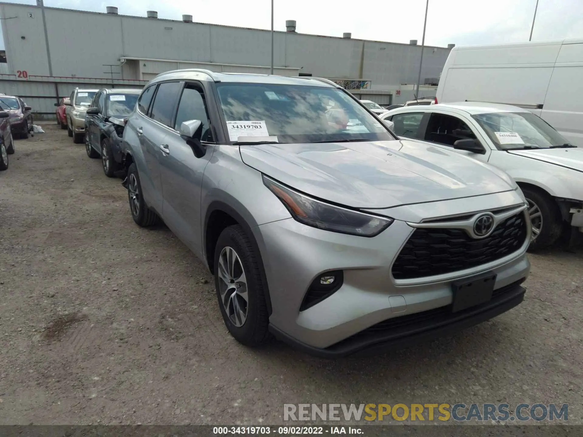 1 Photograph of a damaged car 5TDGZRAH5NS120832 TOYOTA HIGHLANDER 2022