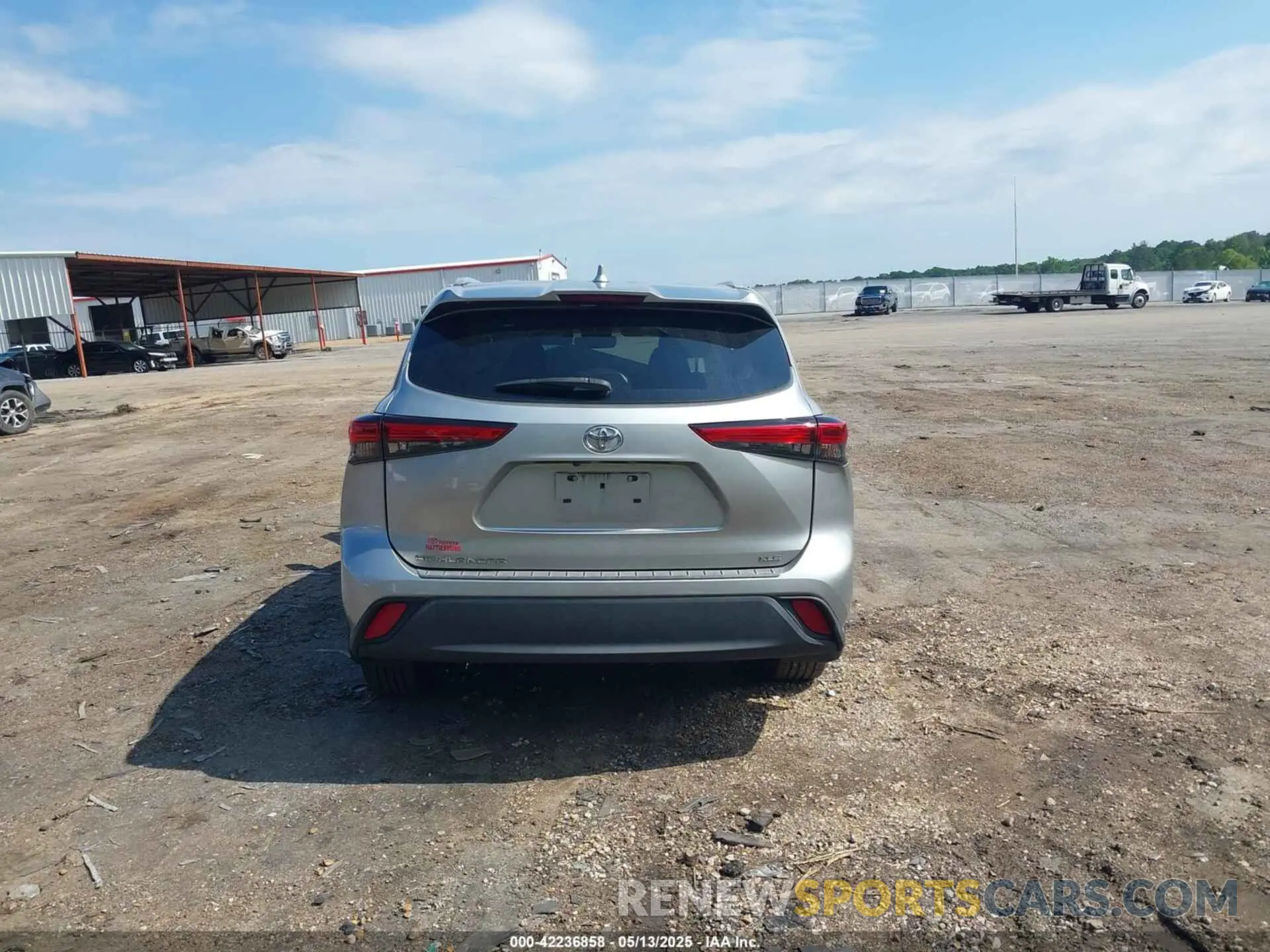 17 Фотография поврежденного автомобиля 5TDGZRAH6NS092054 TOYOTA HIGHLANDER 2022
