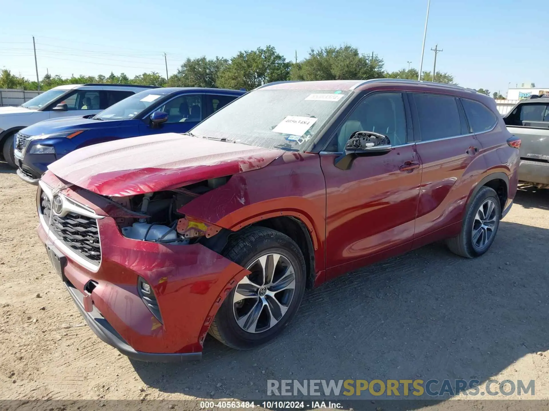 2 Photograph of a damaged car 5TDGZRAH7NS542925 TOYOTA HIGHLANDER 2022
