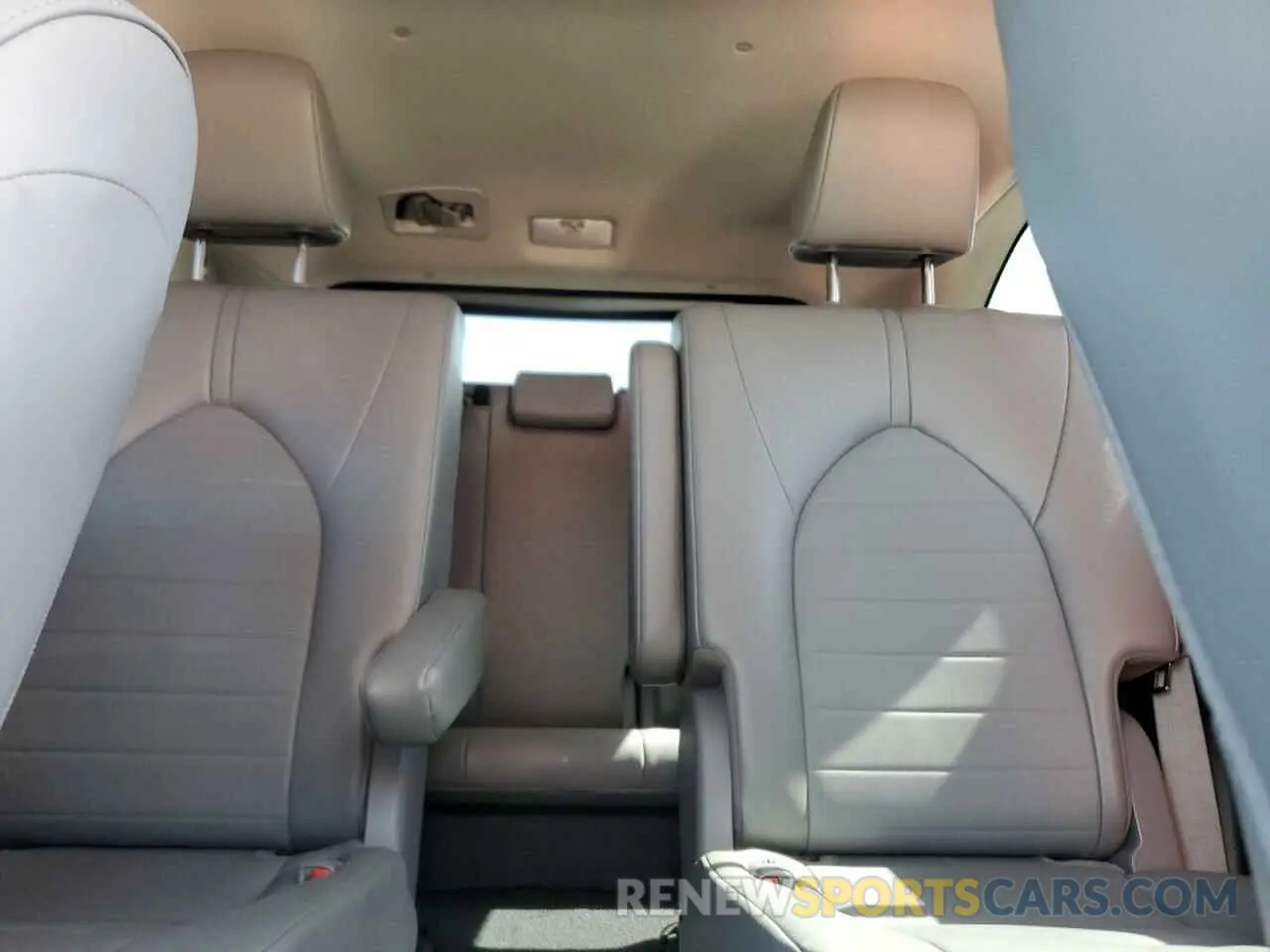 10 Фотография поврежденного автомобиля 5TDGZRAH8NS540391 TOYOTA HIGHLANDER 2022
