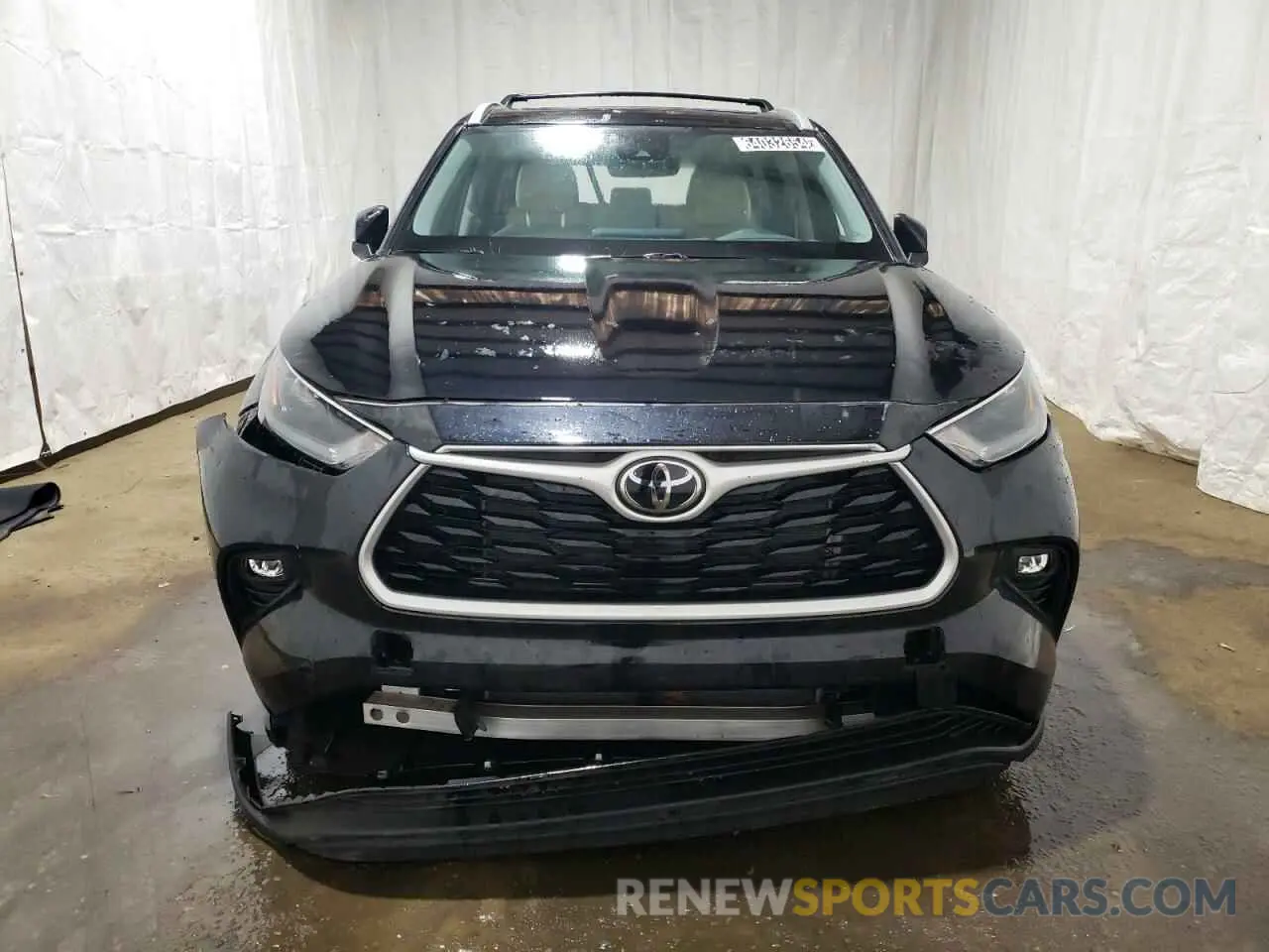 5 Photograph of a damaged car 5TDGZRAHXNS135861 TOYOTA HIGHLANDER 2022