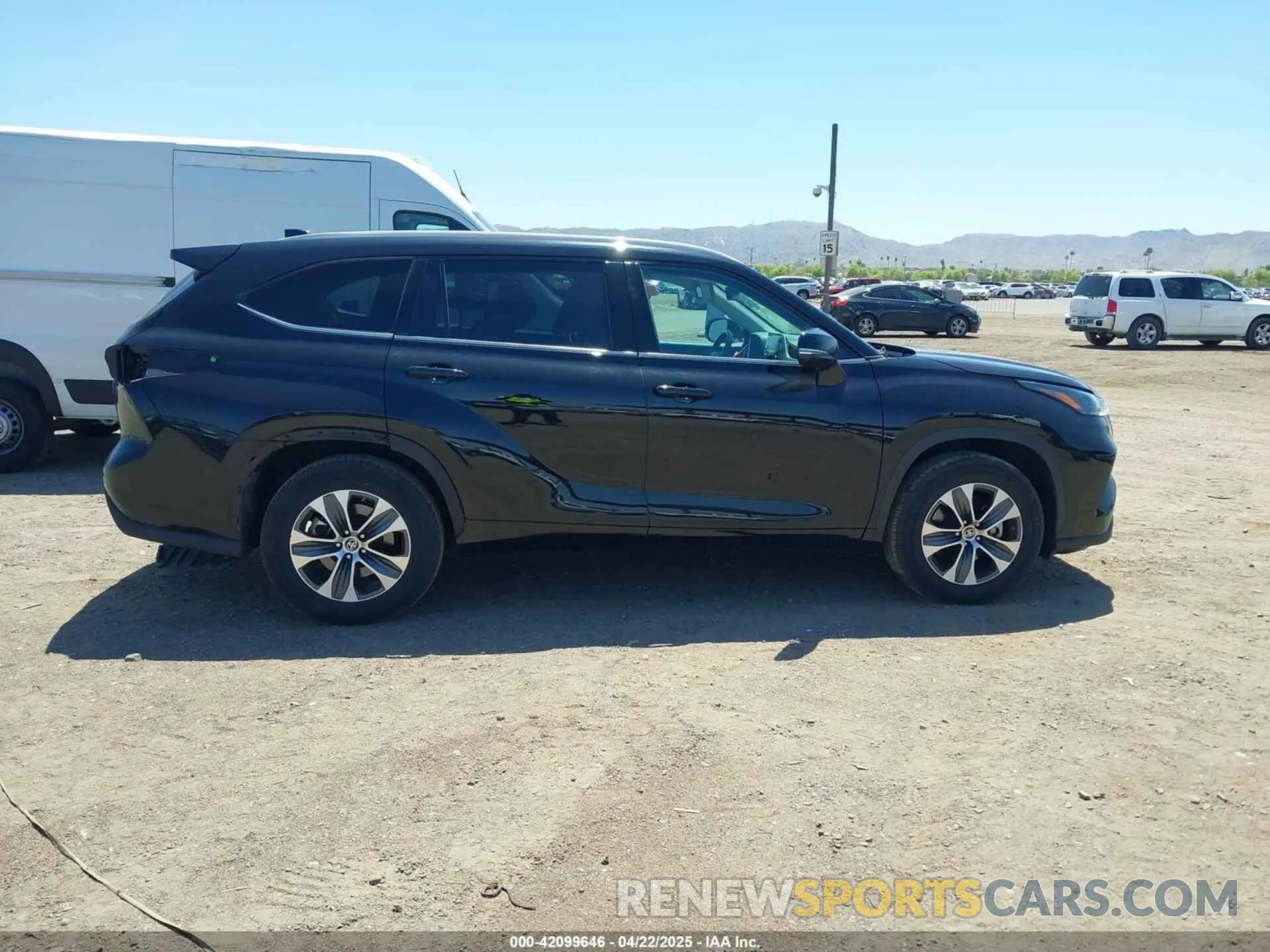13 Фотография поврежденного автомобиля 5TDGZRAHXNS544927 TOYOTA HIGHLANDER 2022