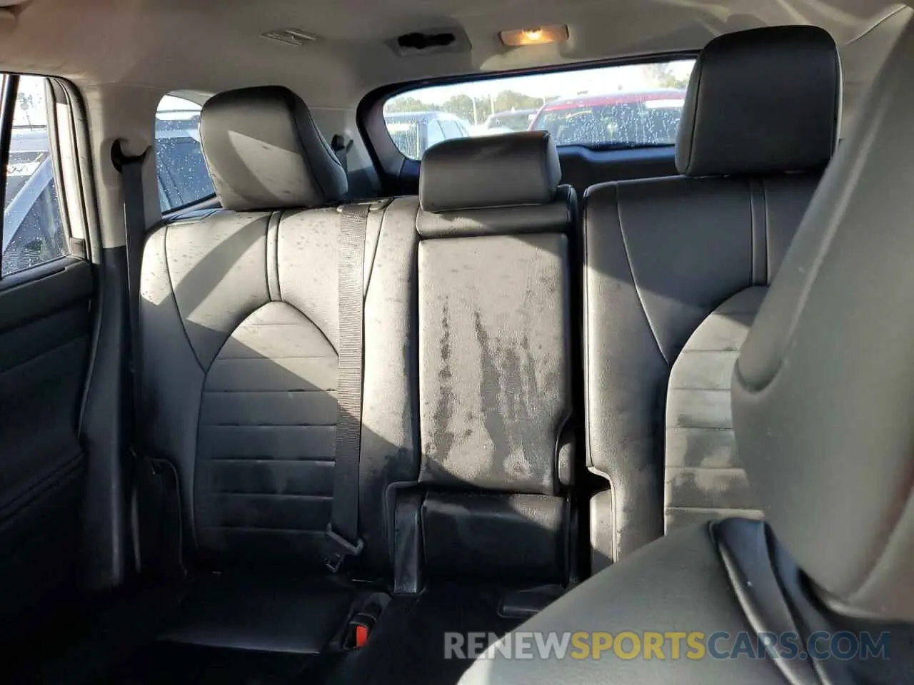 10 Фотография поврежденного автомобиля 5TDGZRBH1NS218688 TOYOTA HIGHLANDER 2022