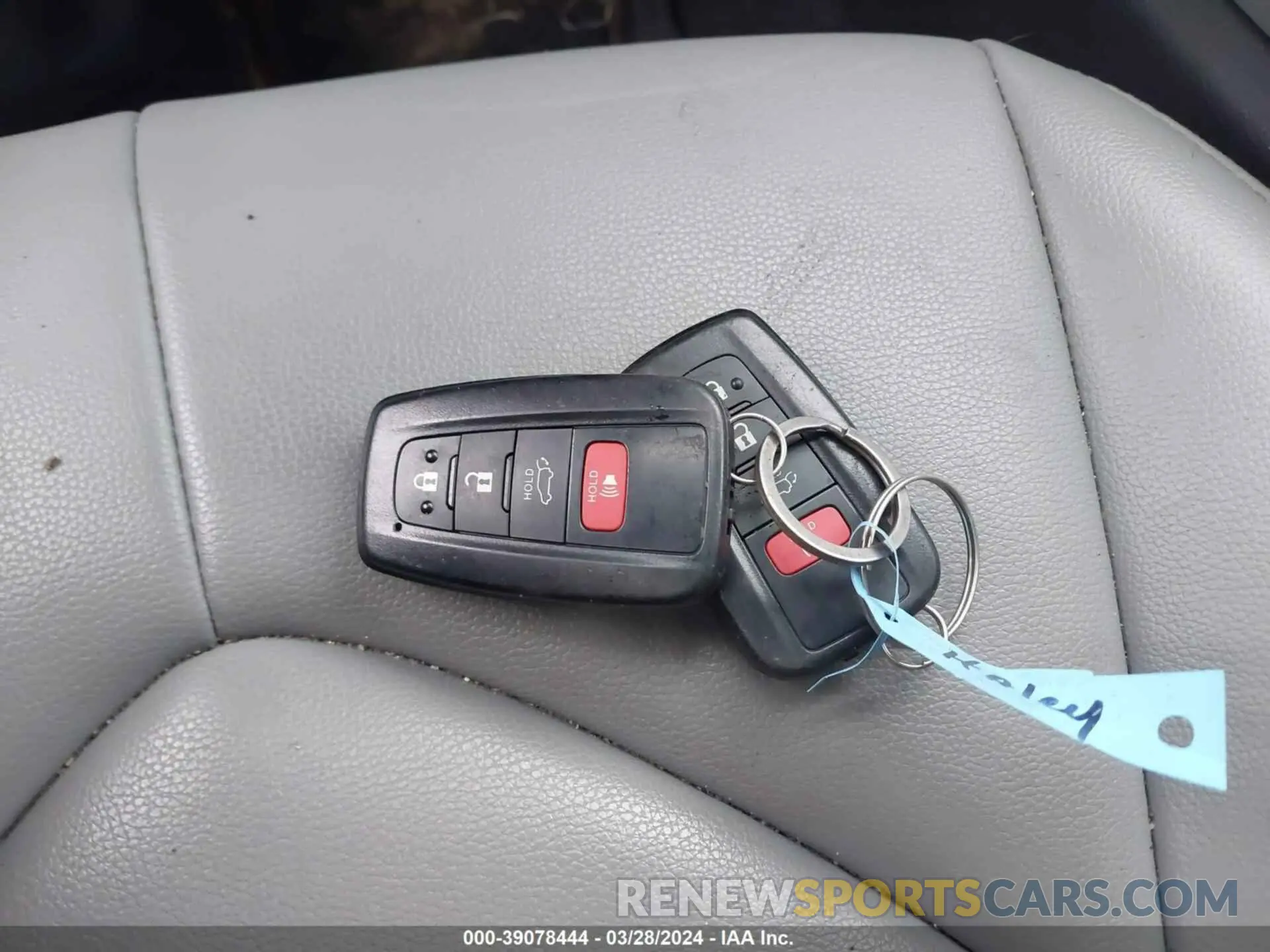 11 Фотография поврежденного автомобиля 5TDGZRBH1NS578270 TOYOTA HIGHLANDER 2022