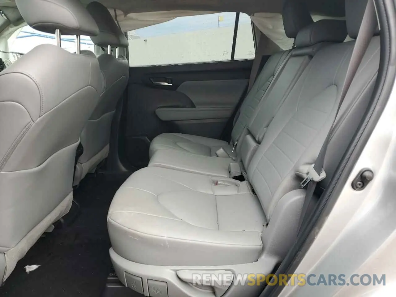 11 Фотография поврежденного автомобиля 5TDGZRBH2NS199388 TOYOTA HIGHLANDER 2022