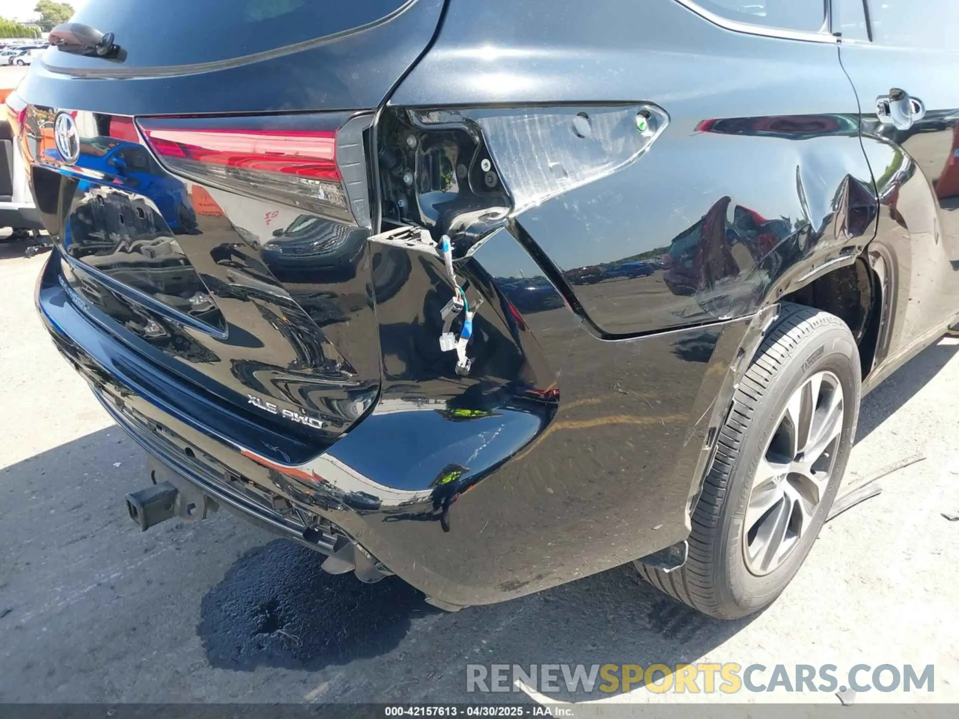 19 Фотография поврежденного автомобиля 5TDGZRBH2NS231580 TOYOTA HIGHLANDER 2022