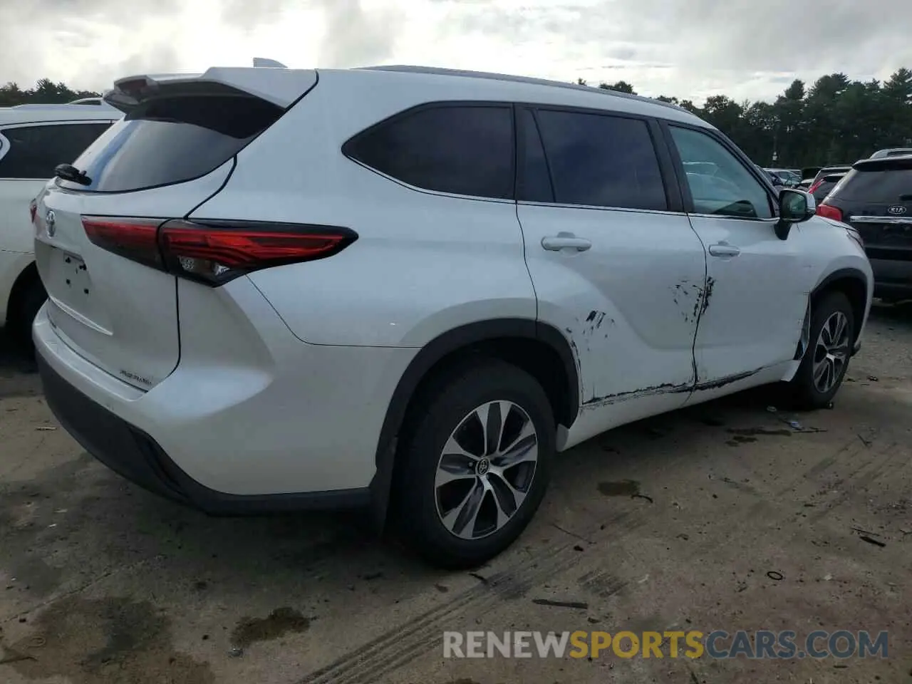 3 Фотография поврежденного автомобиля 5TDGZRBH3NS582305 TOYOTA HIGHLANDER 2022
