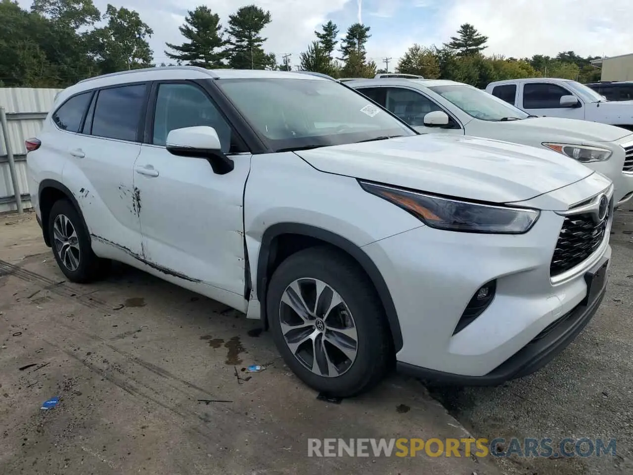 4 Фотография поврежденного автомобиля 5TDGZRBH3NS582305 TOYOTA HIGHLANDER 2022