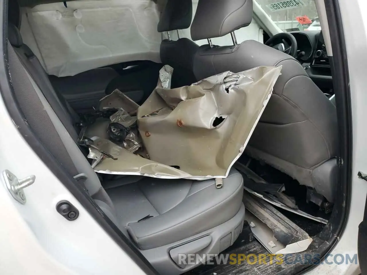 14 Photograph of a damaged car 5TDGZRBH4NS576979 TOYOTA HIGHLANDER 2022