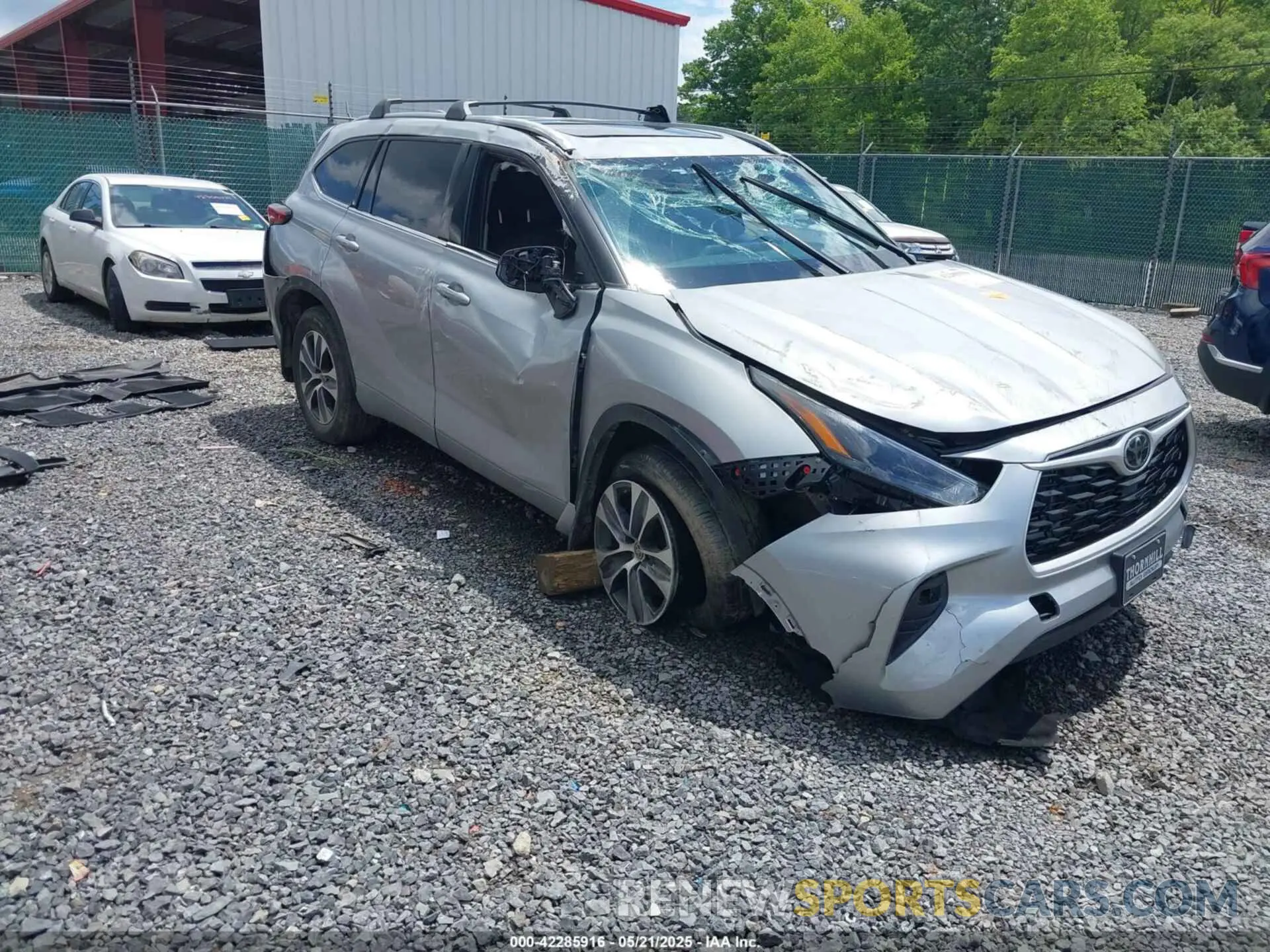 1 Фотография поврежденного автомобиля 5TDGZRBH4NS581552 TOYOTA HIGHLANDER 2022