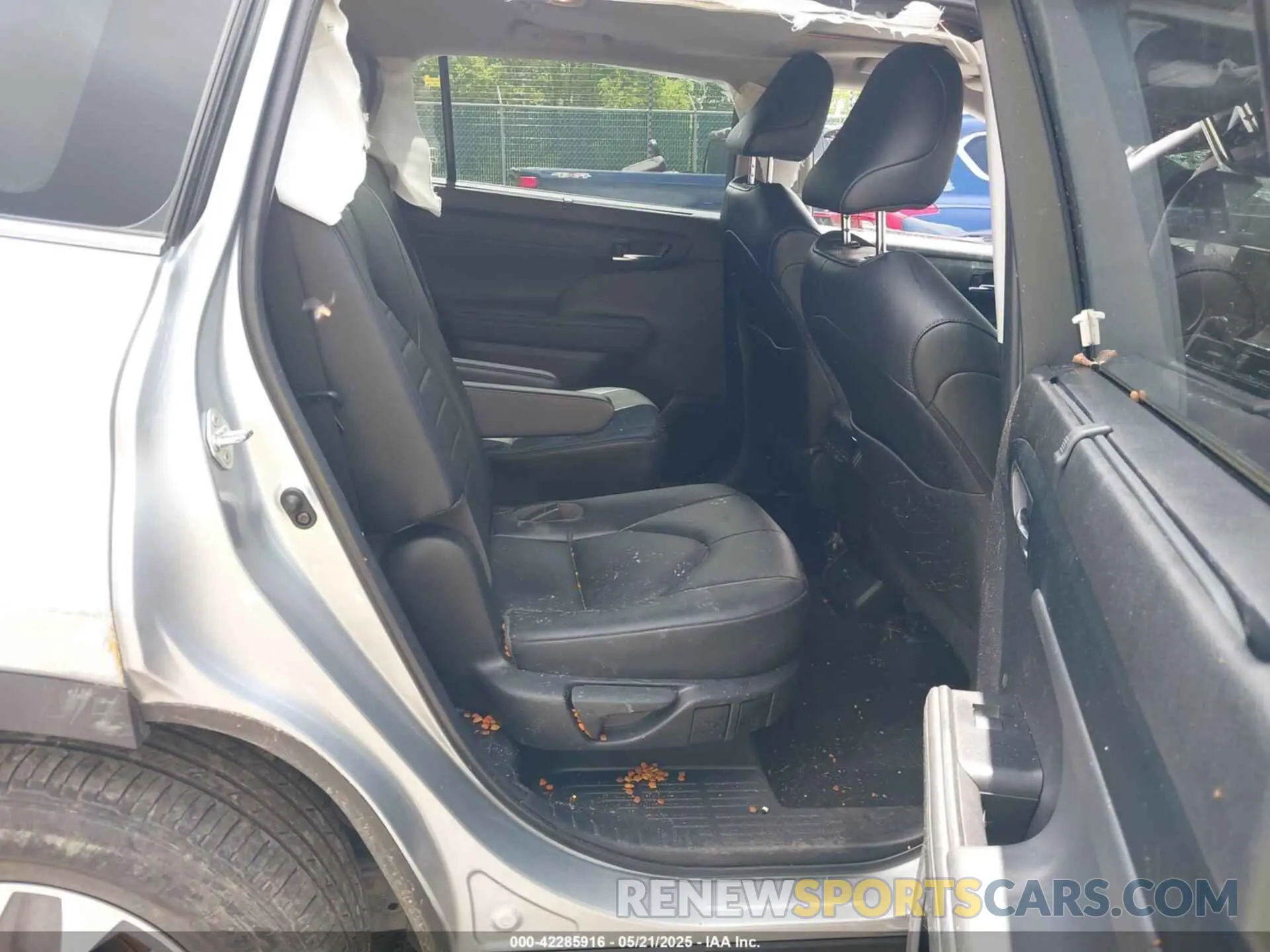 8 Фотография поврежденного автомобиля 5TDGZRBH4NS581552 TOYOTA HIGHLANDER 2022