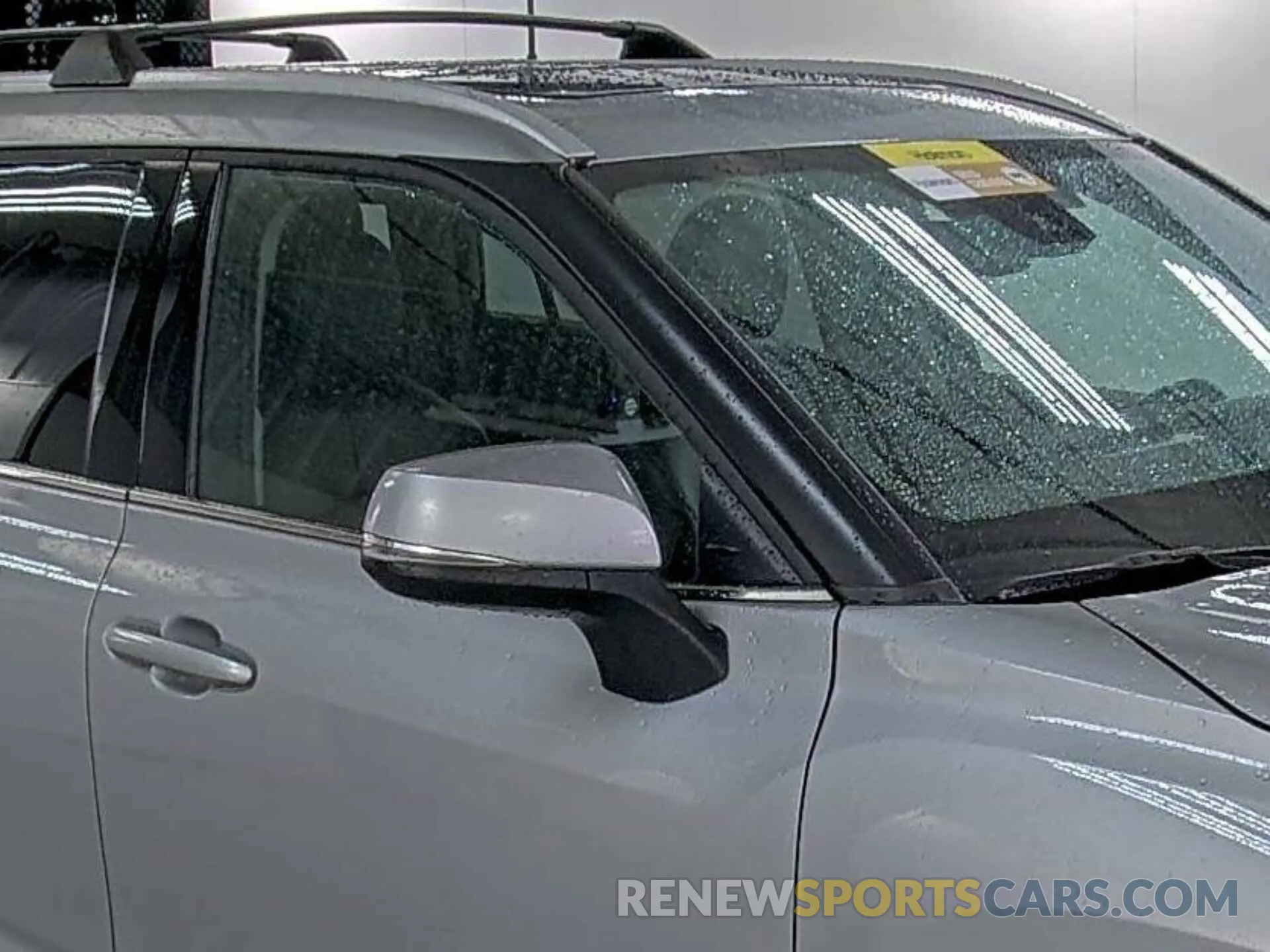 30 Photograph of a damaged car 5TDGZRBH6NS162909 TOYOTA HIGHLANDER 2022