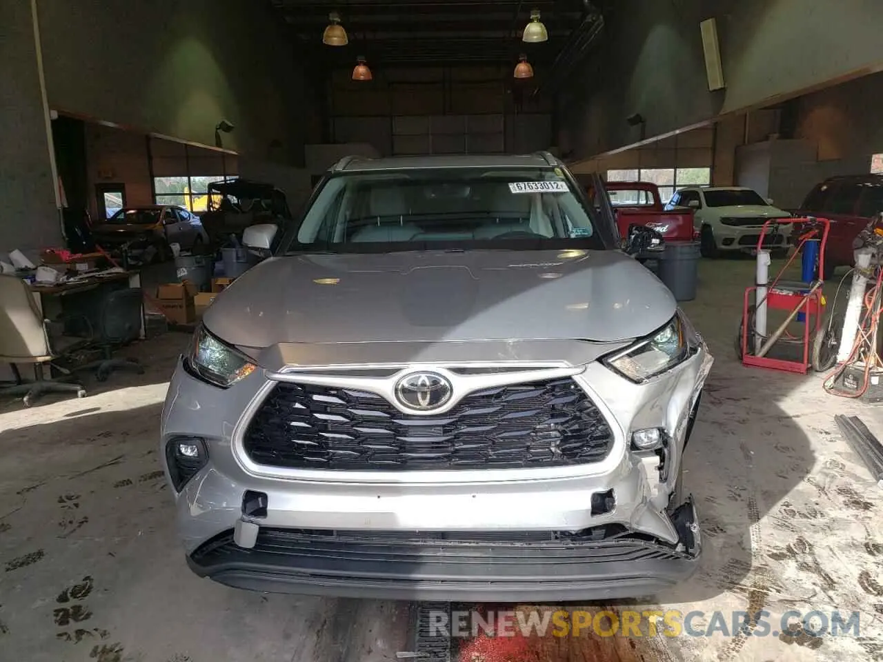 5 Photograph of a damaged car 5TDGZRBH6NS574313 TOYOTA HIGHLANDER 2022