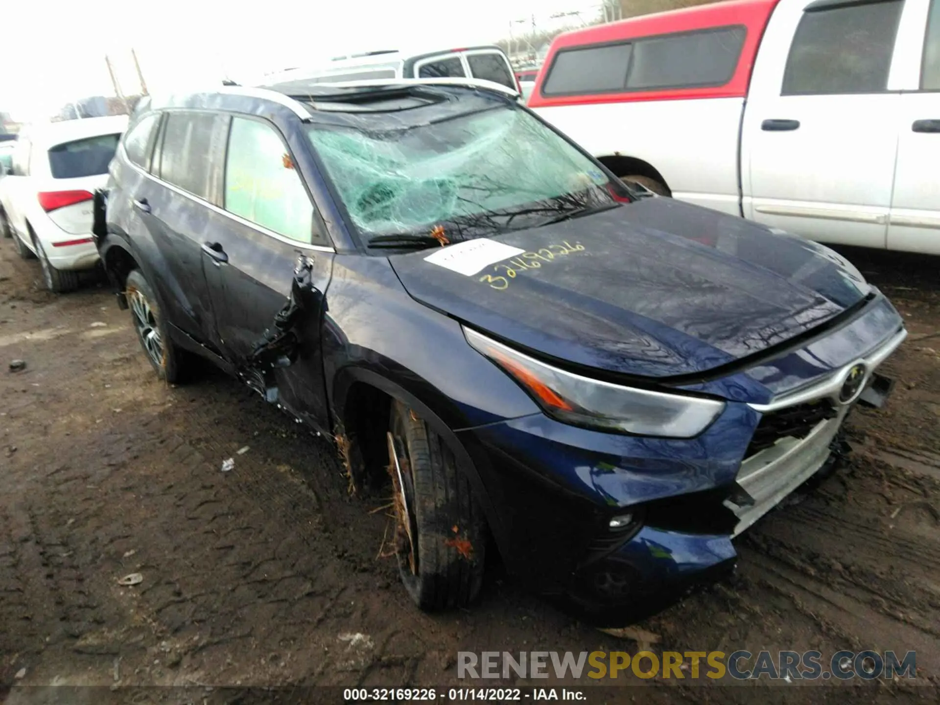 1 Photograph of a damaged car 5TDGZRBH7NS173630 TOYOTA HIGHLANDER 2022
