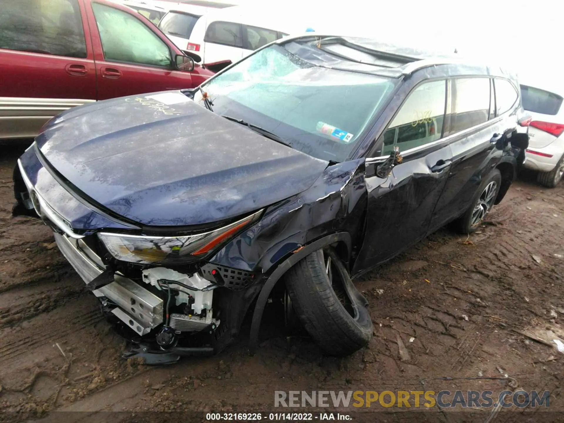 2 Photograph of a damaged car 5TDGZRBH7NS173630 TOYOTA HIGHLANDER 2022