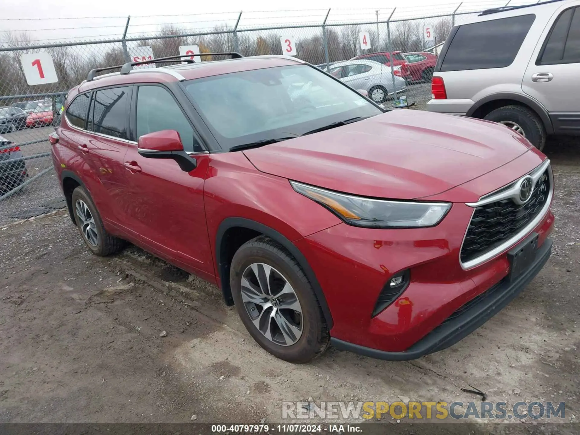 1 Photograph of a damaged car 5TDGZRBH7NS583909 TOYOTA HIGHLANDER 2022