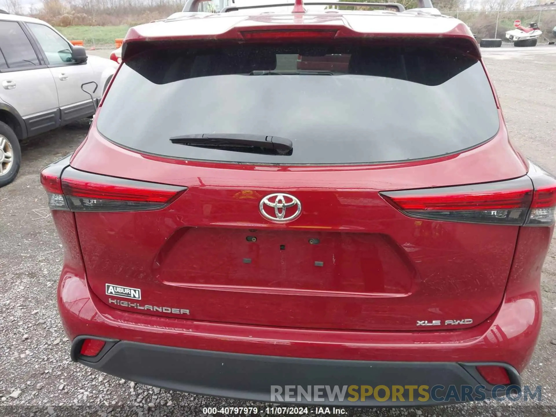 16 Photograph of a damaged car 5TDGZRBH7NS583909 TOYOTA HIGHLANDER 2022