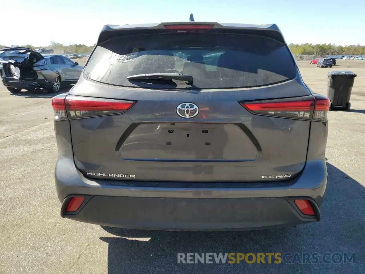 6 Photograph of a damaged car 5TDGZRBH9NS224674 TOYOTA HIGHLANDER 2022