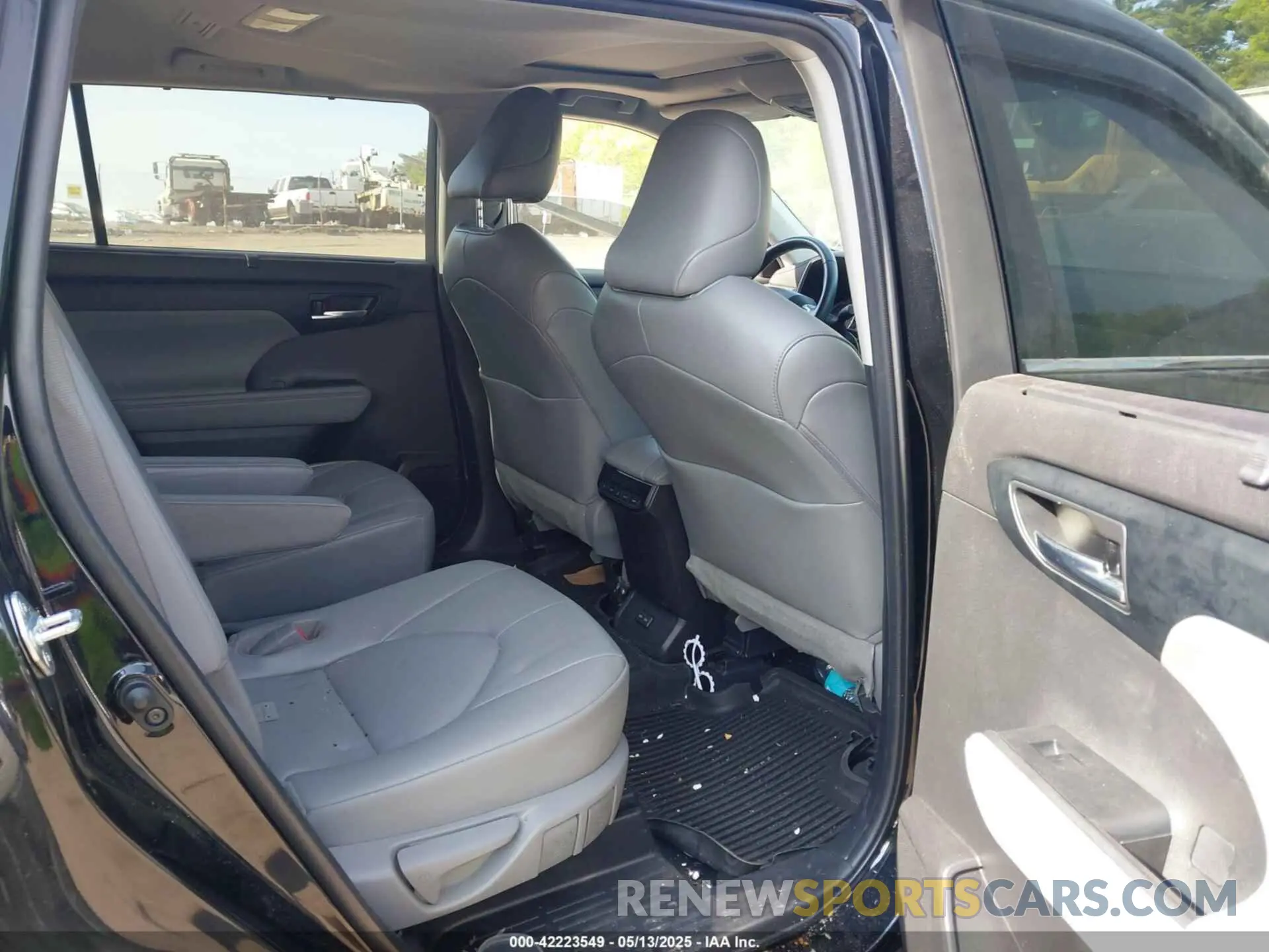 8 Фотография поврежденного автомобиля 5TDGZRBH9NS578954 TOYOTA HIGHLANDER 2022
