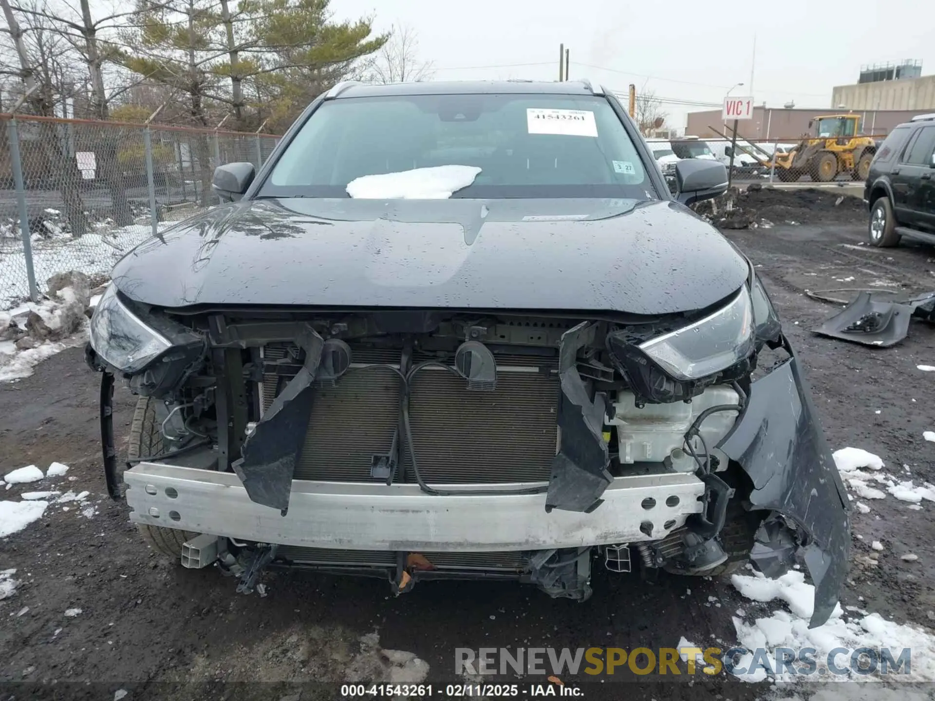 12 Photograph of a damaged car 5TDGZRBHXNS570927 TOYOTA HIGHLANDER 2022