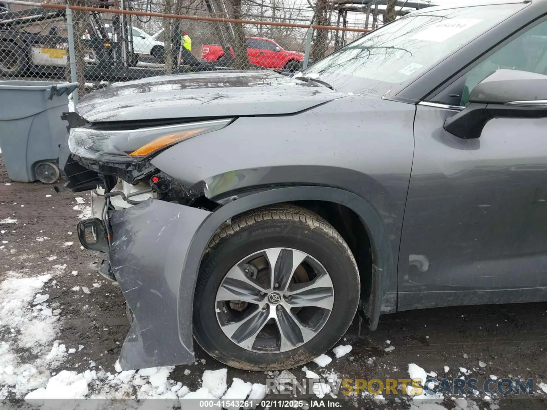 6 Photograph of a damaged car 5TDGZRBHXNS570927 TOYOTA HIGHLANDER 2022