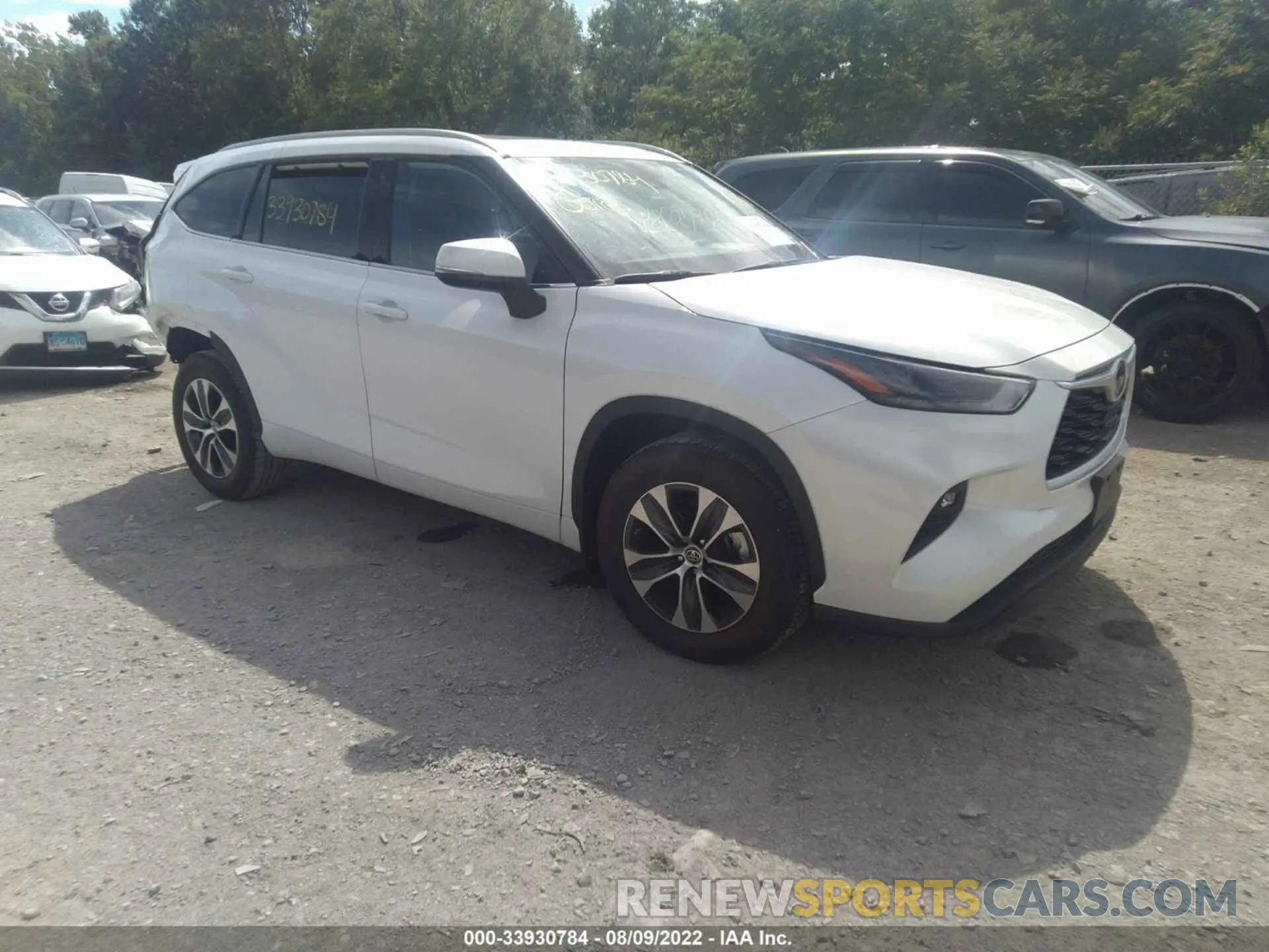 1 Photograph of a damaged car 5TDGZRBHXNS580406 TOYOTA HIGHLANDER 2022