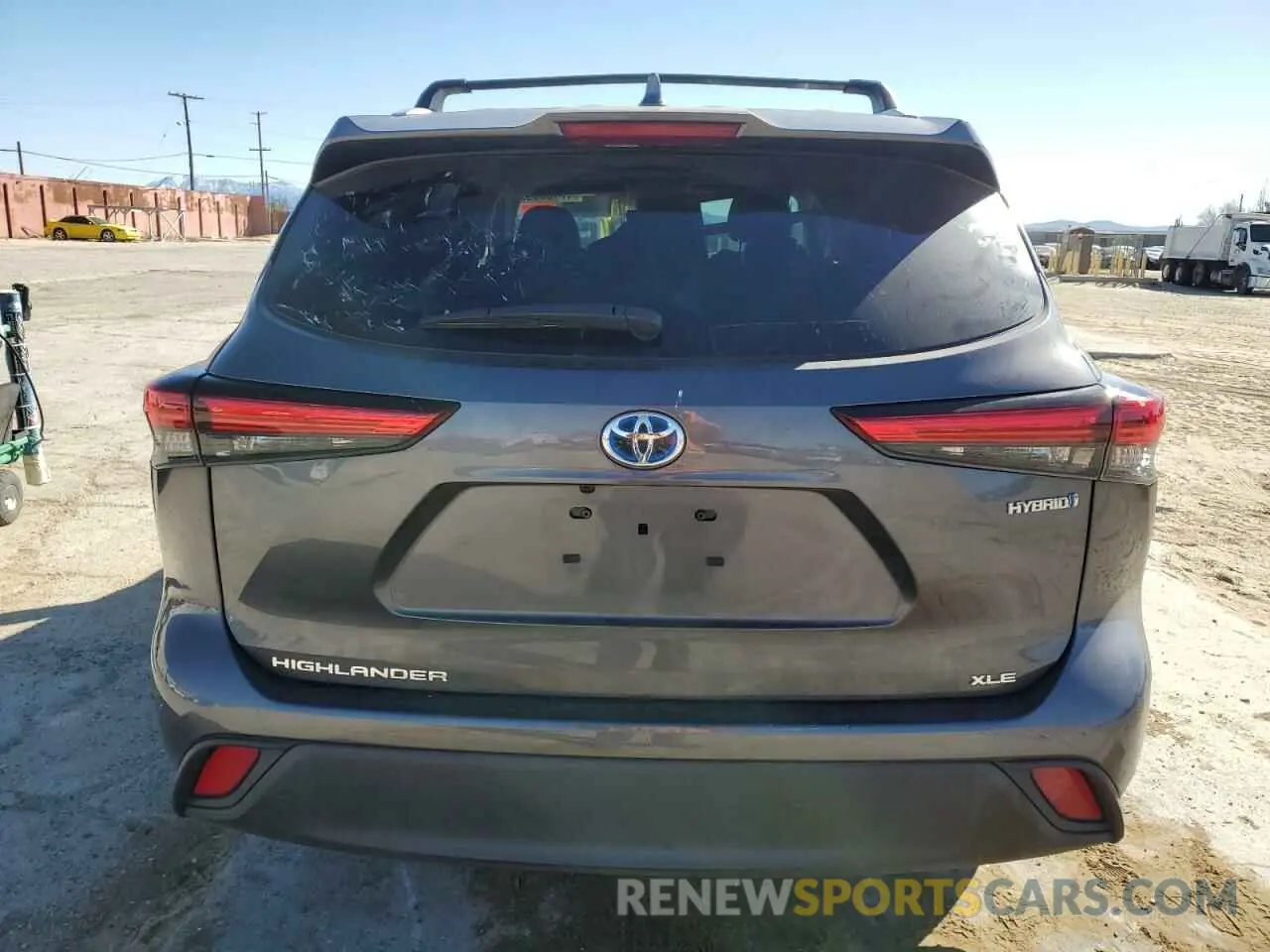 6 Photograph of a damaged car 5TDHBRCH6NS551718 TOYOTA HIGHLANDER 2022