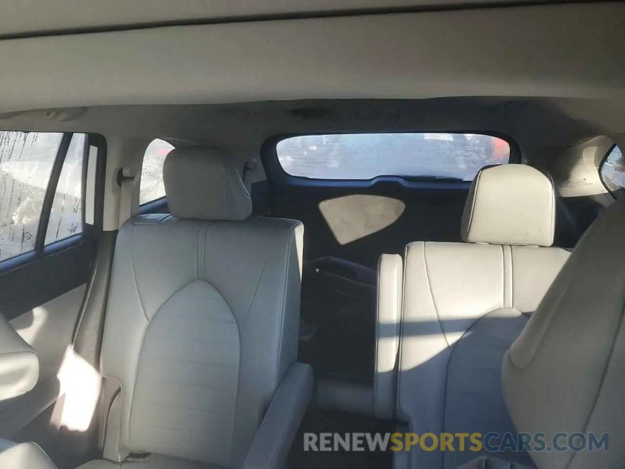 10 Фотография поврежденного автомобиля 5TDHZRBH0NS182819 TOYOTA HIGHLANDER 2022