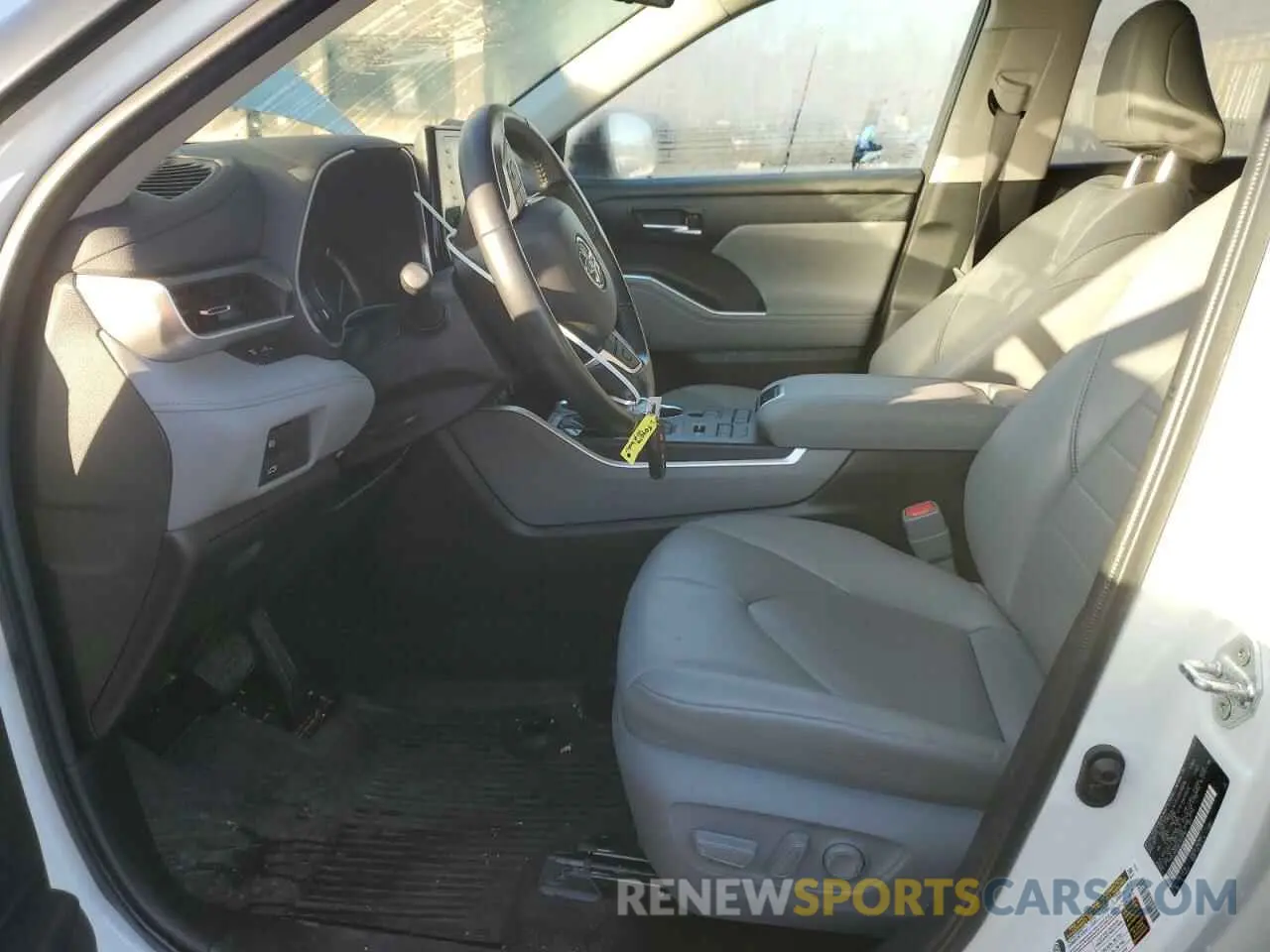 7 Фотография поврежденного автомобиля 5TDHZRBH0NS182819 TOYOTA HIGHLANDER 2022