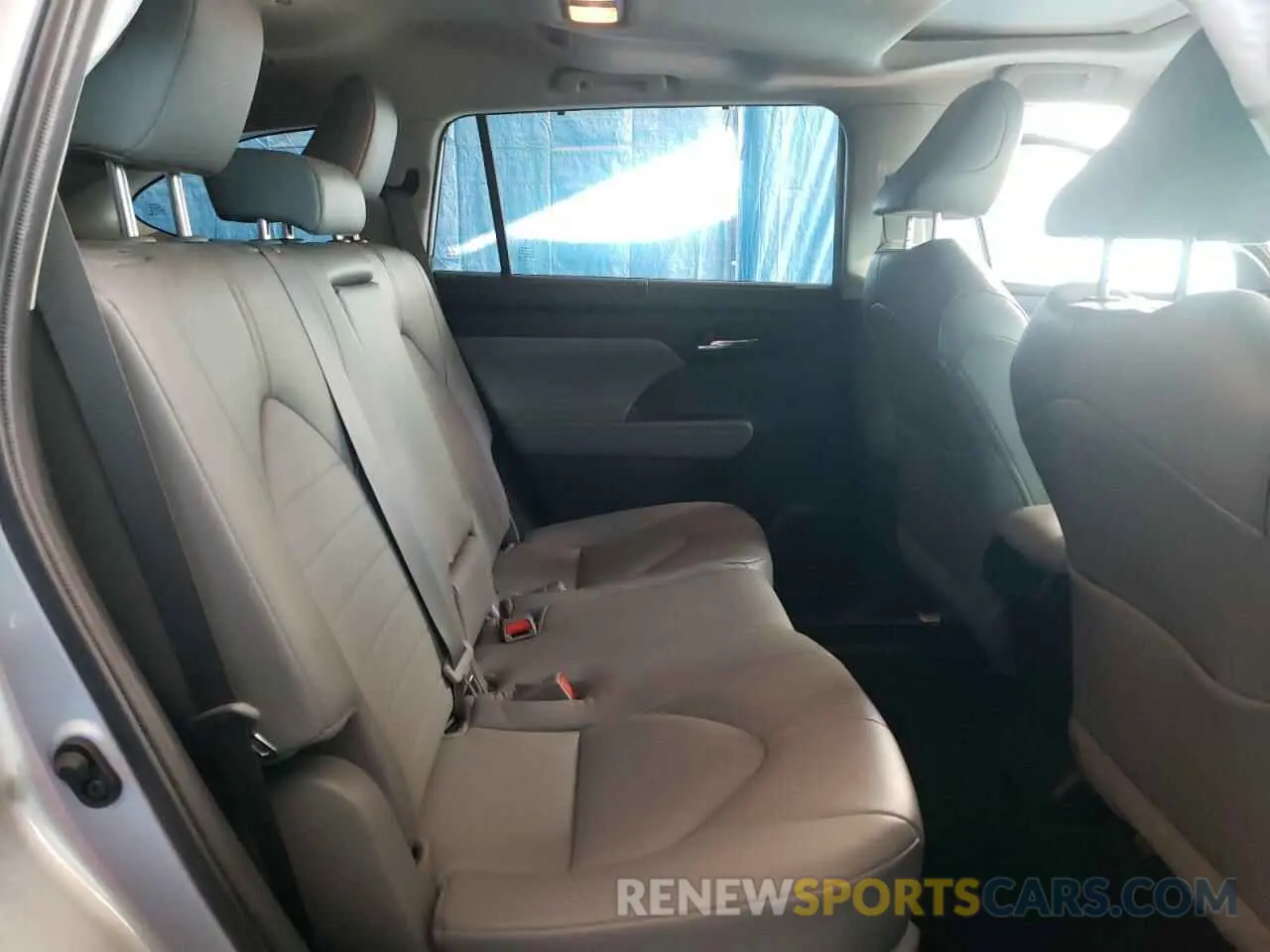 11 Фотография поврежденного автомобиля 5TDHZRBH4NS174240 TOYOTA HIGHLANDER 2022