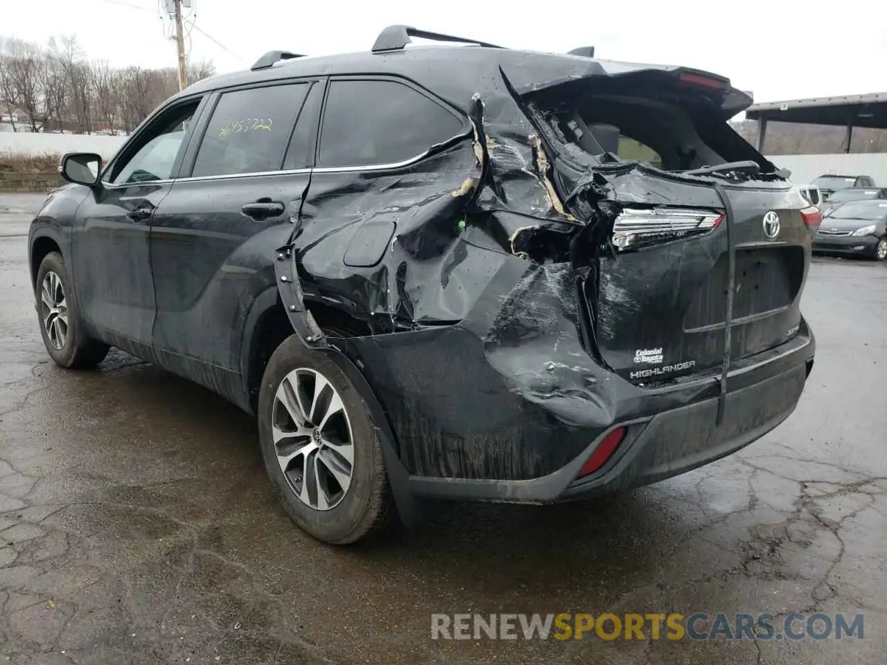 3 Photograph of a damaged car 5TDHZRBH4NS178501 TOYOTA HIGHLANDER 2022
