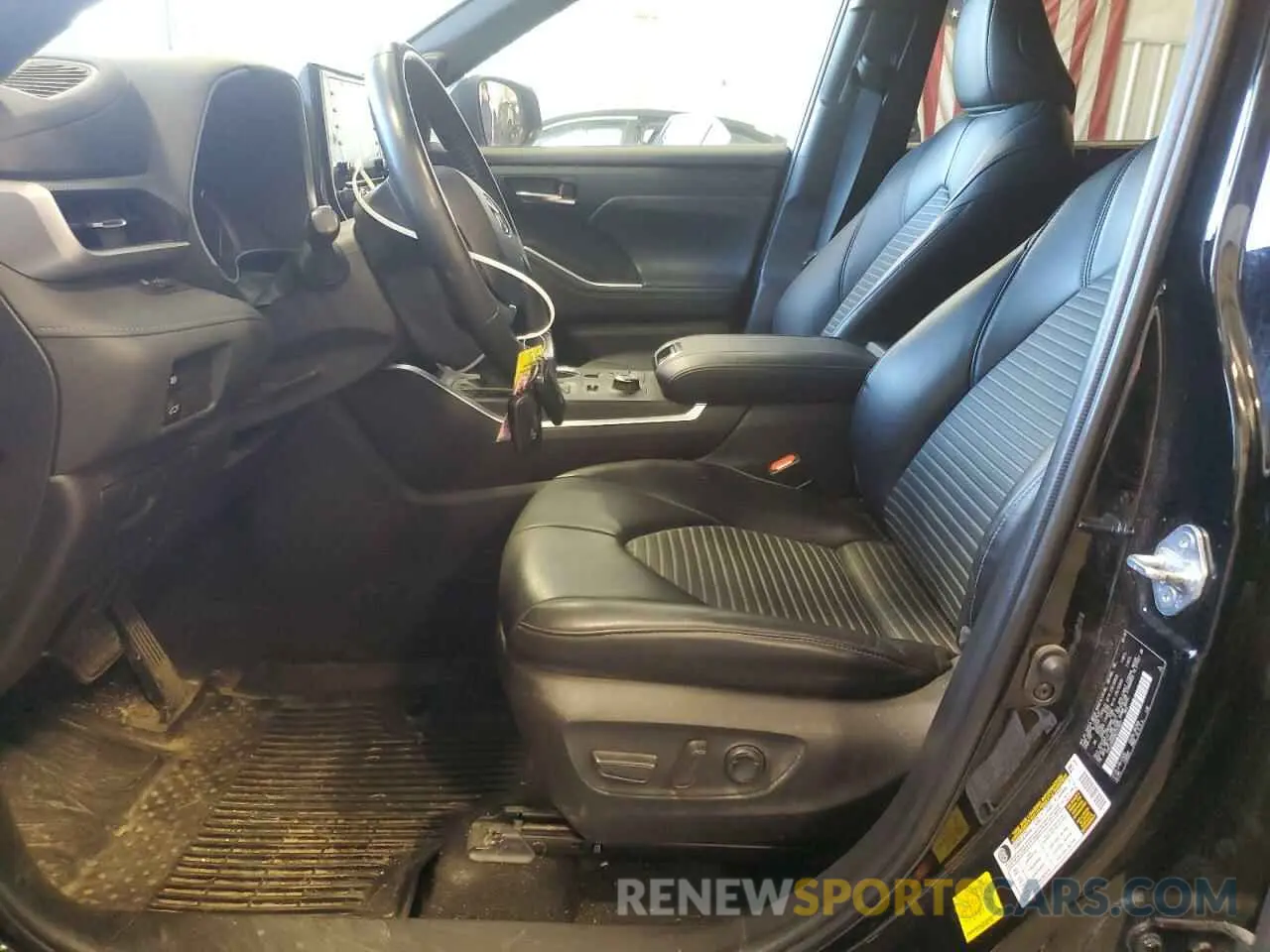 7 Фотография поврежденного автомобиля 5TDJZRBH0NS223922 TOYOTA HIGHLANDER 2022