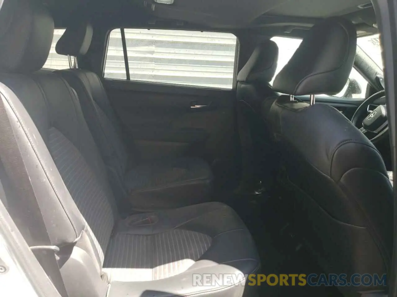 11 Фотография поврежденного автомобиля 5TDJZRBH8NS248549 TOYOTA HIGHLANDER 2022