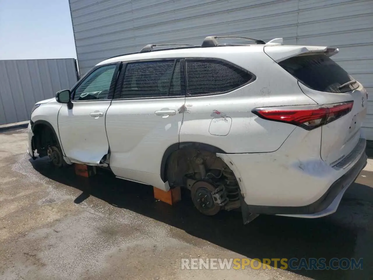 2 Фотография поврежденного автомобиля 5TDJZRBH8NS248549 TOYOTA HIGHLANDER 2022