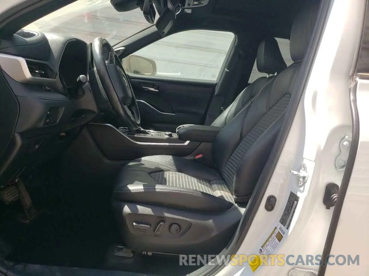 7 Фотография поврежденного автомобиля 5TDJZRBH8NS248549 TOYOTA HIGHLANDER 2022