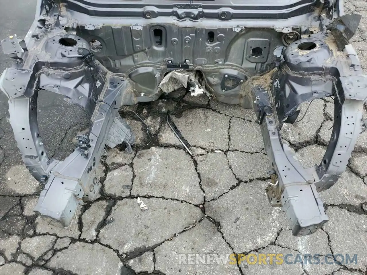 11 Photograph of a damaged car 5TDJZRBH9NS213244 TOYOTA HIGHLANDER 2022