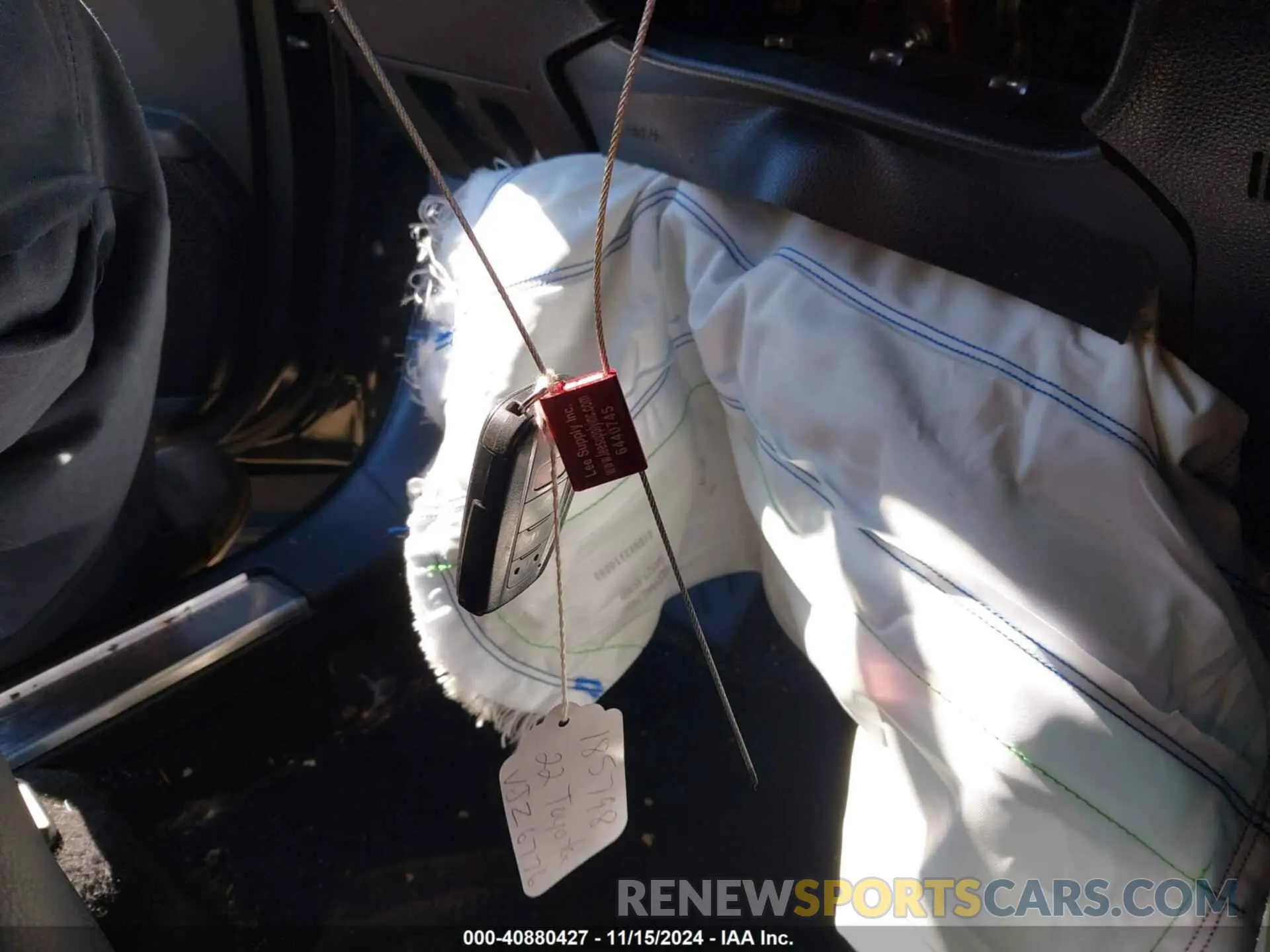 11 Photograph of a damaged car 5TDLZRAH4NS135725 TOYOTA HIGHLANDER 2022