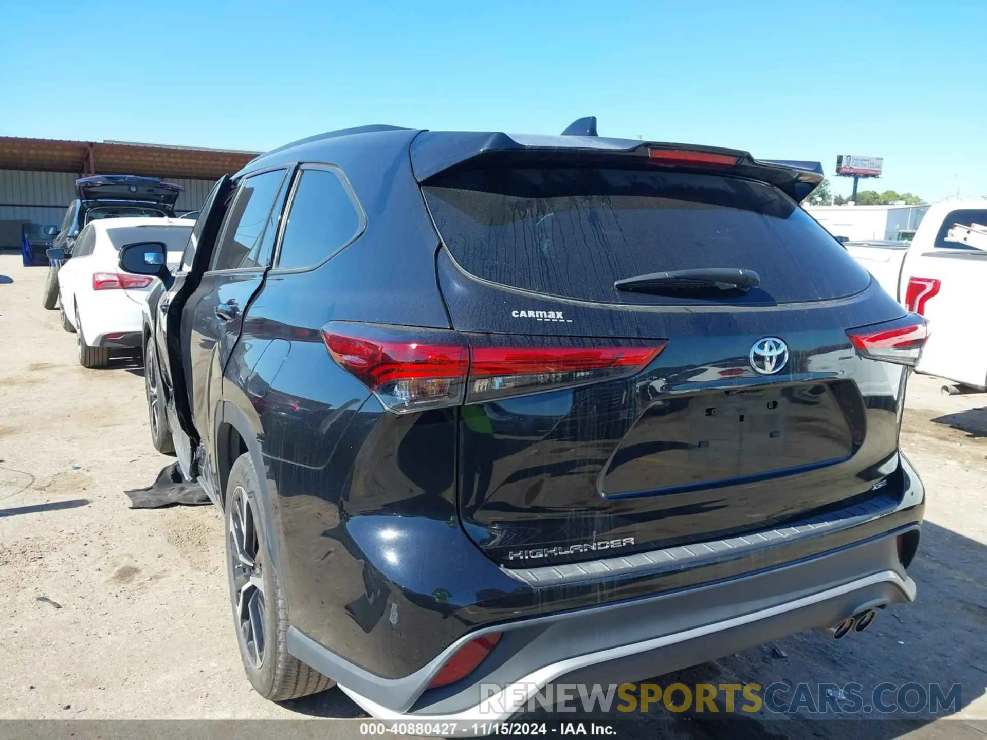 3 Photograph of a damaged car 5TDLZRAH4NS135725 TOYOTA HIGHLANDER 2022