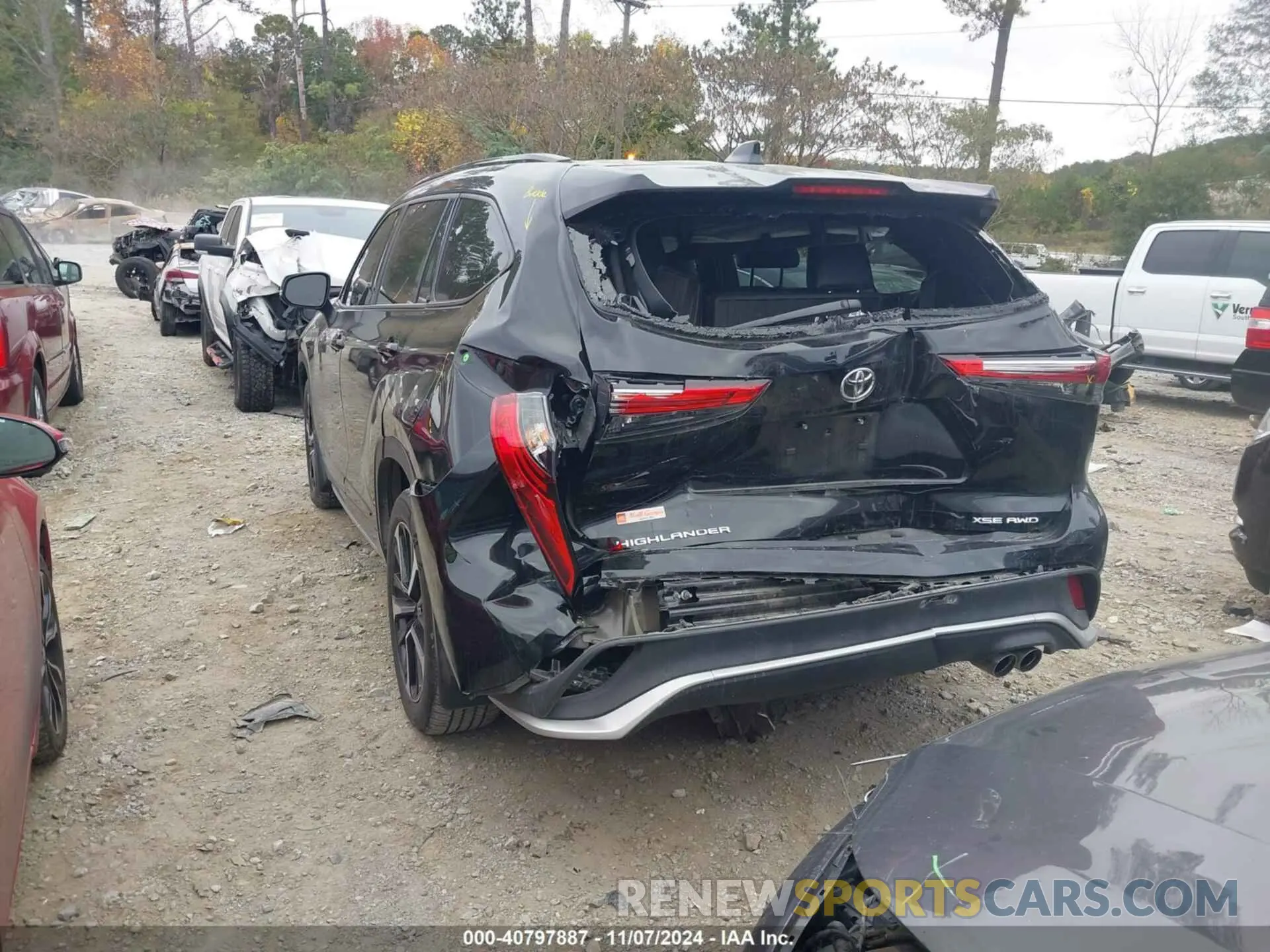 3 Фотография поврежденного автомобиля 5TDLZRBH0NS241605 TOYOTA HIGHLANDER 2022