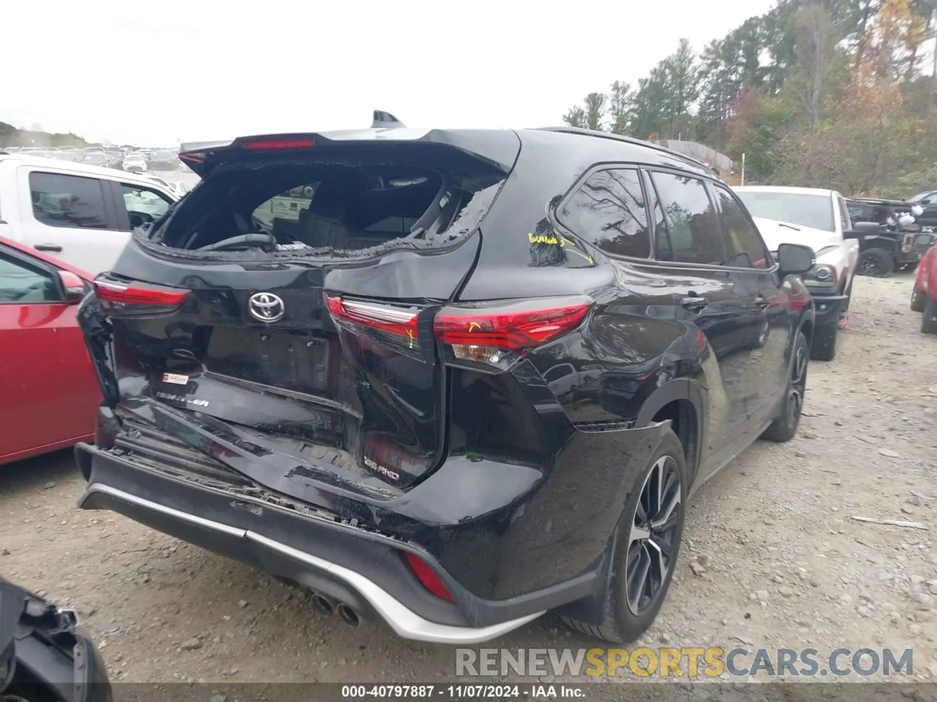 4 Фотография поврежденного автомобиля 5TDLZRBH0NS241605 TOYOTA HIGHLANDER 2022