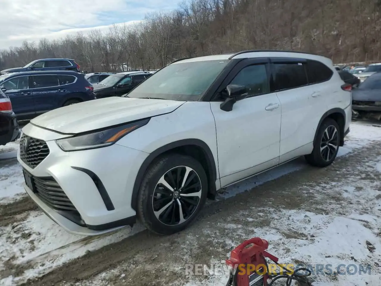 1 Фотография поврежденного автомобиля 5TDLZRBH9NS196437 TOYOTA HIGHLANDER 2022