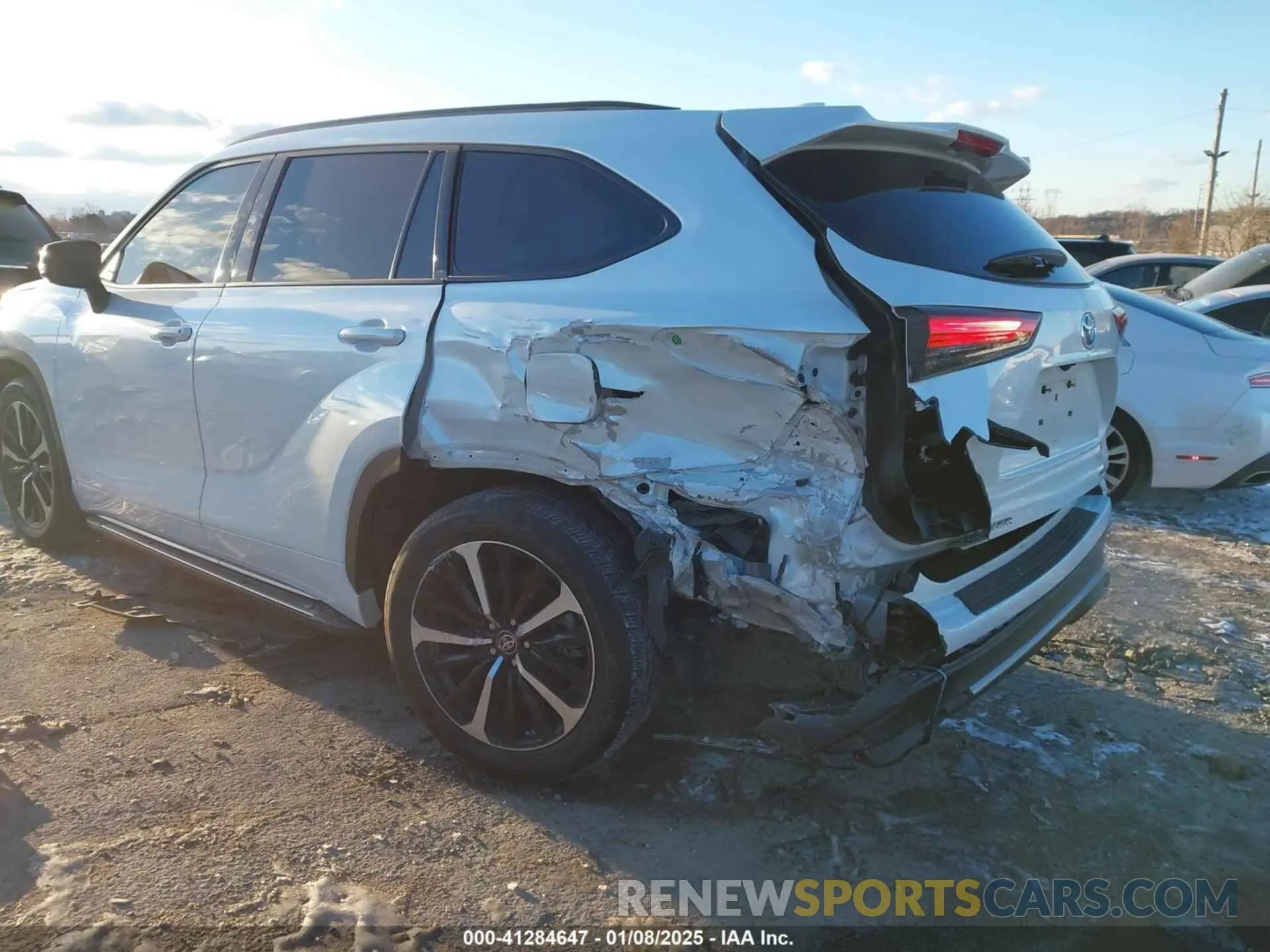 6 Фотография поврежденного автомобиля 5TDLZRBHXNS188525 TOYOTA HIGHLANDER 2022