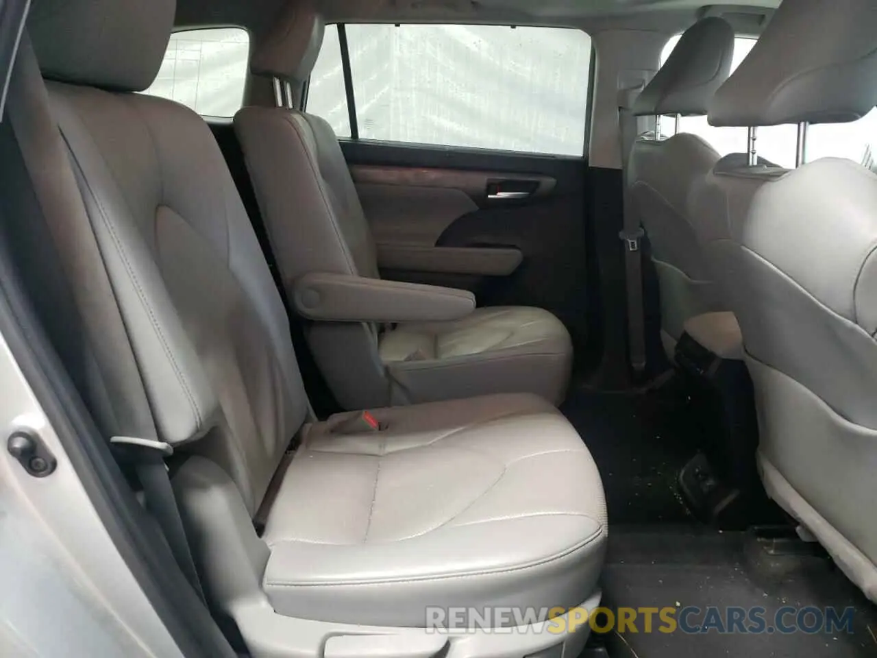 11 Фотография поврежденного автомобиля 5TDXBRCH6NS083310 TOYOTA HIGHLANDER 2022