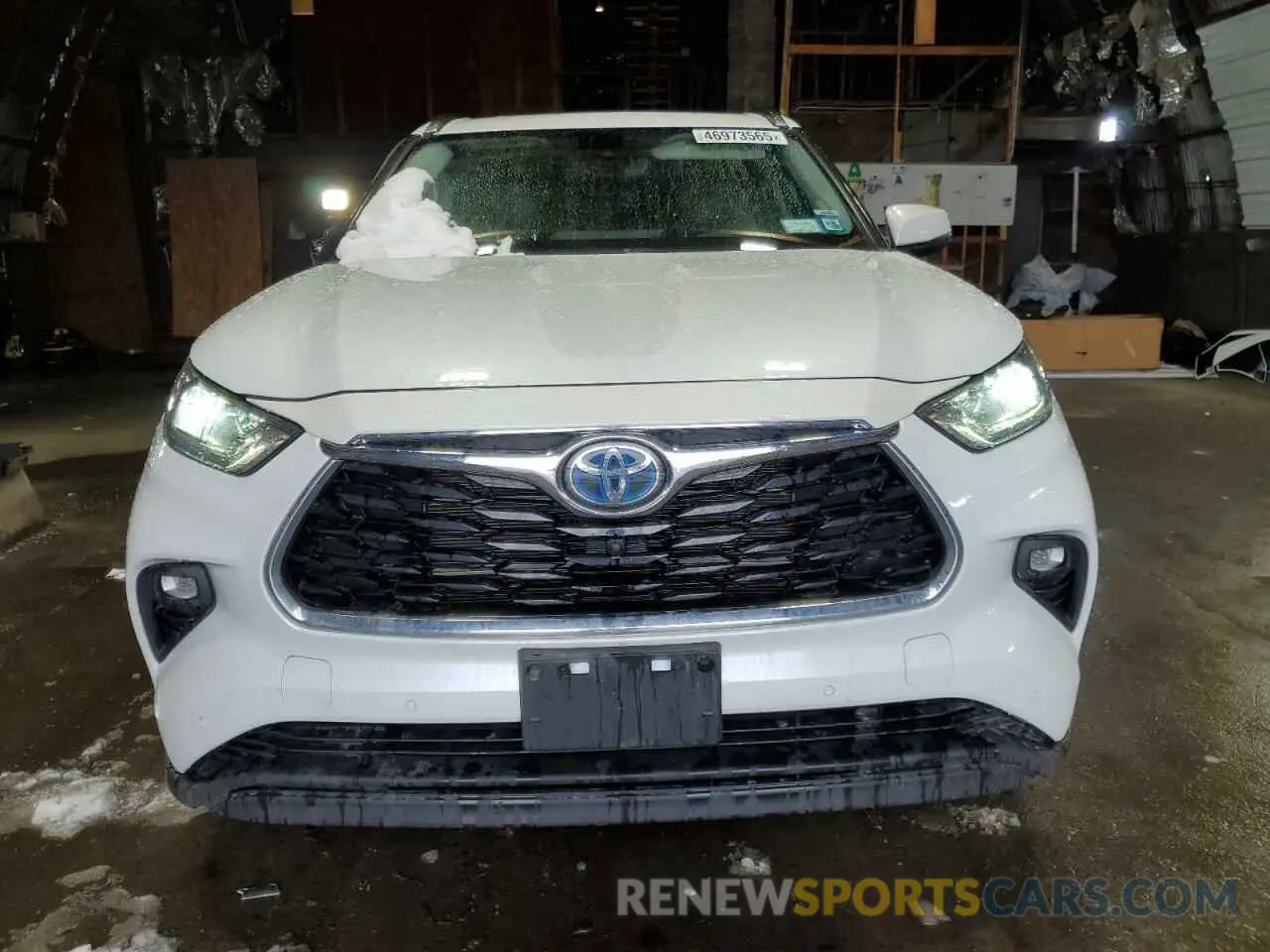 5 Photograph of a damaged car 5TDXBRCH6NS545719 TOYOTA HIGHLANDER 2022