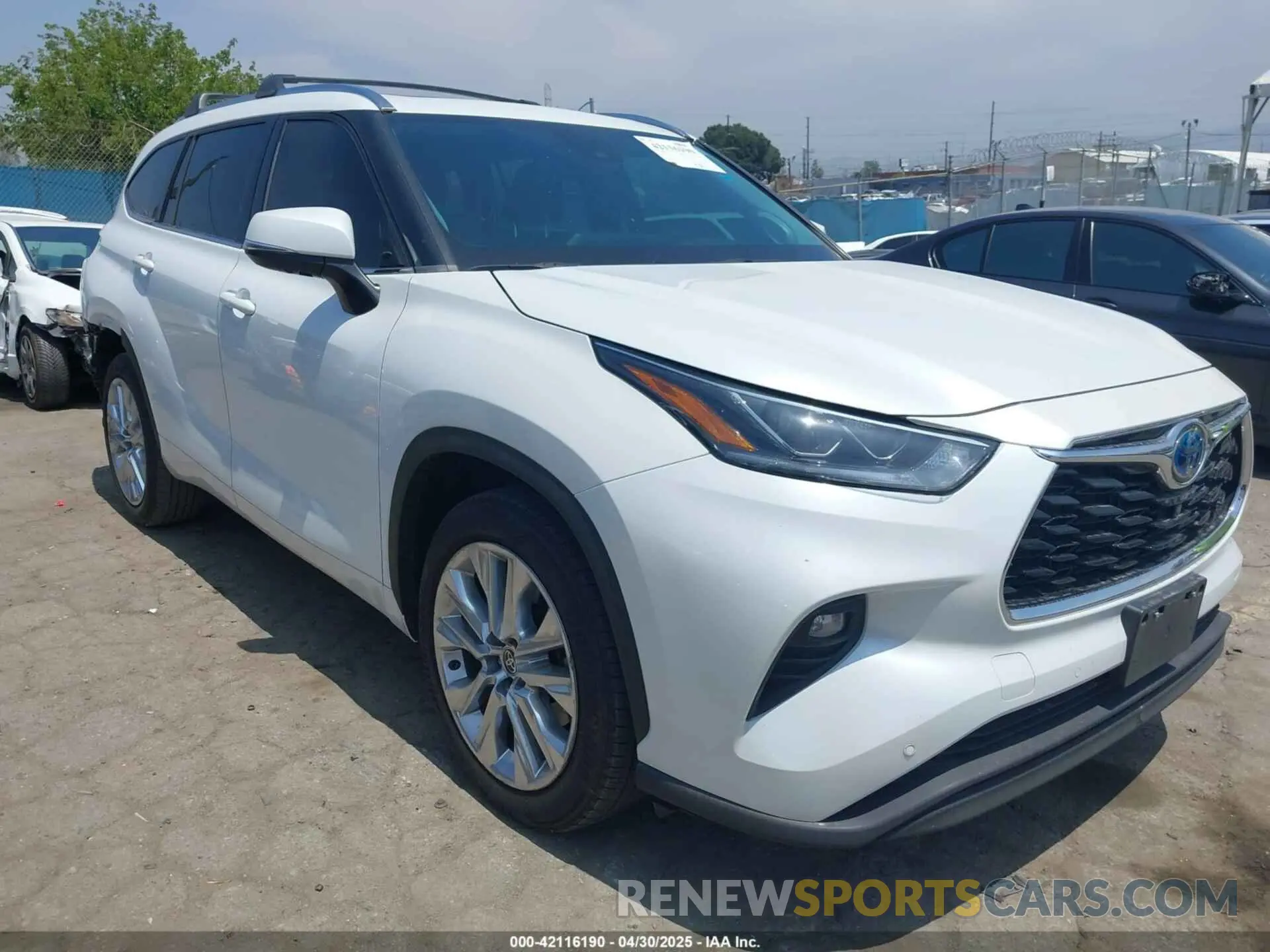 1 Фотография поврежденного автомобиля 5TDYARAH0NS512743 TOYOTA HIGHLANDER 2022