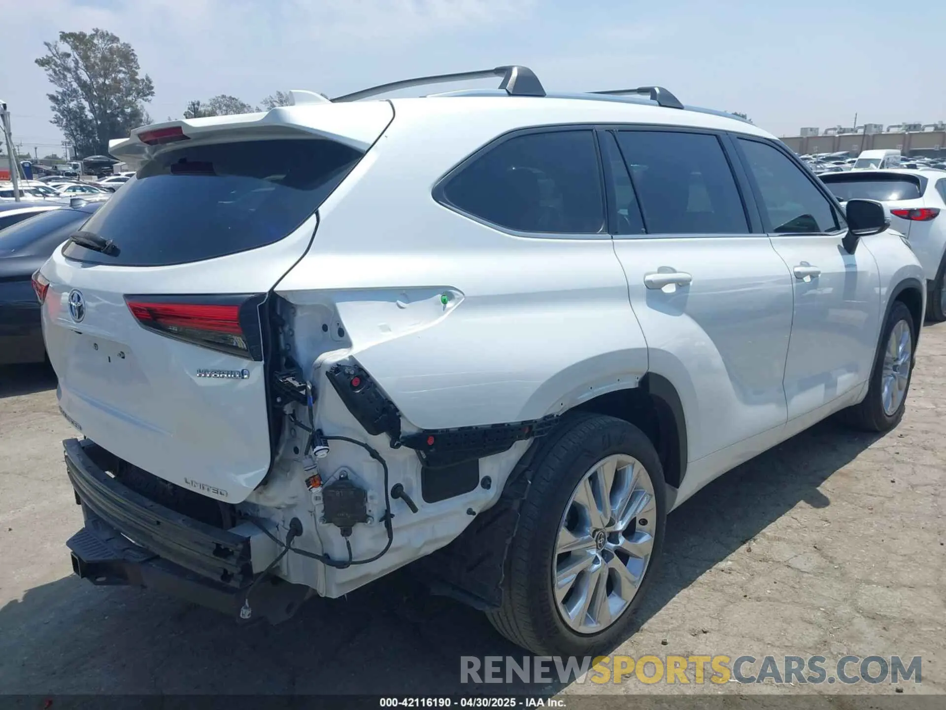 4 Фотография поврежденного автомобиля 5TDYARAH0NS512743 TOYOTA HIGHLANDER 2022