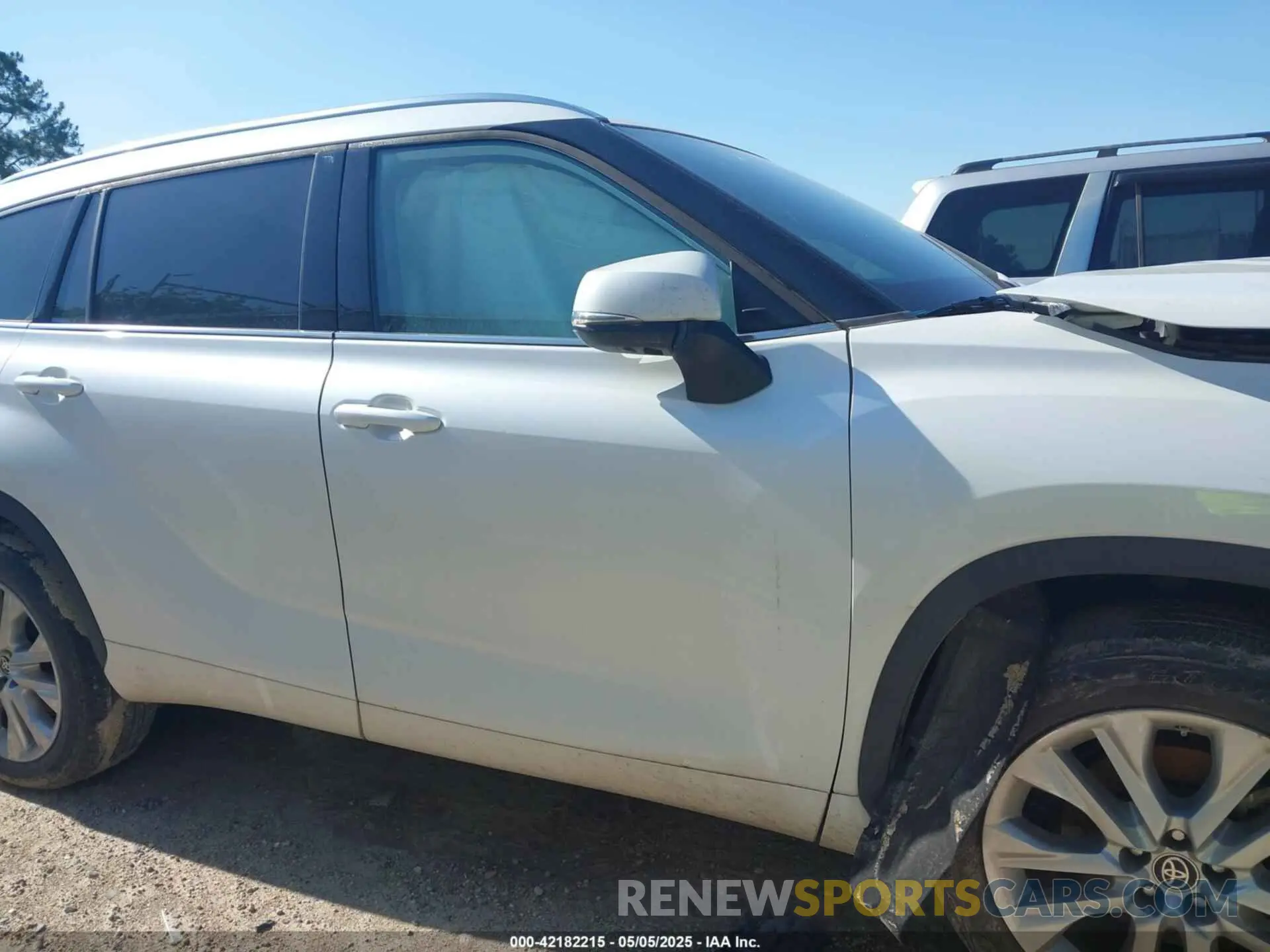 14 Фотография поврежденного автомобиля 5TDYZRAHXNS124332 TOYOTA HIGHLANDER 2022