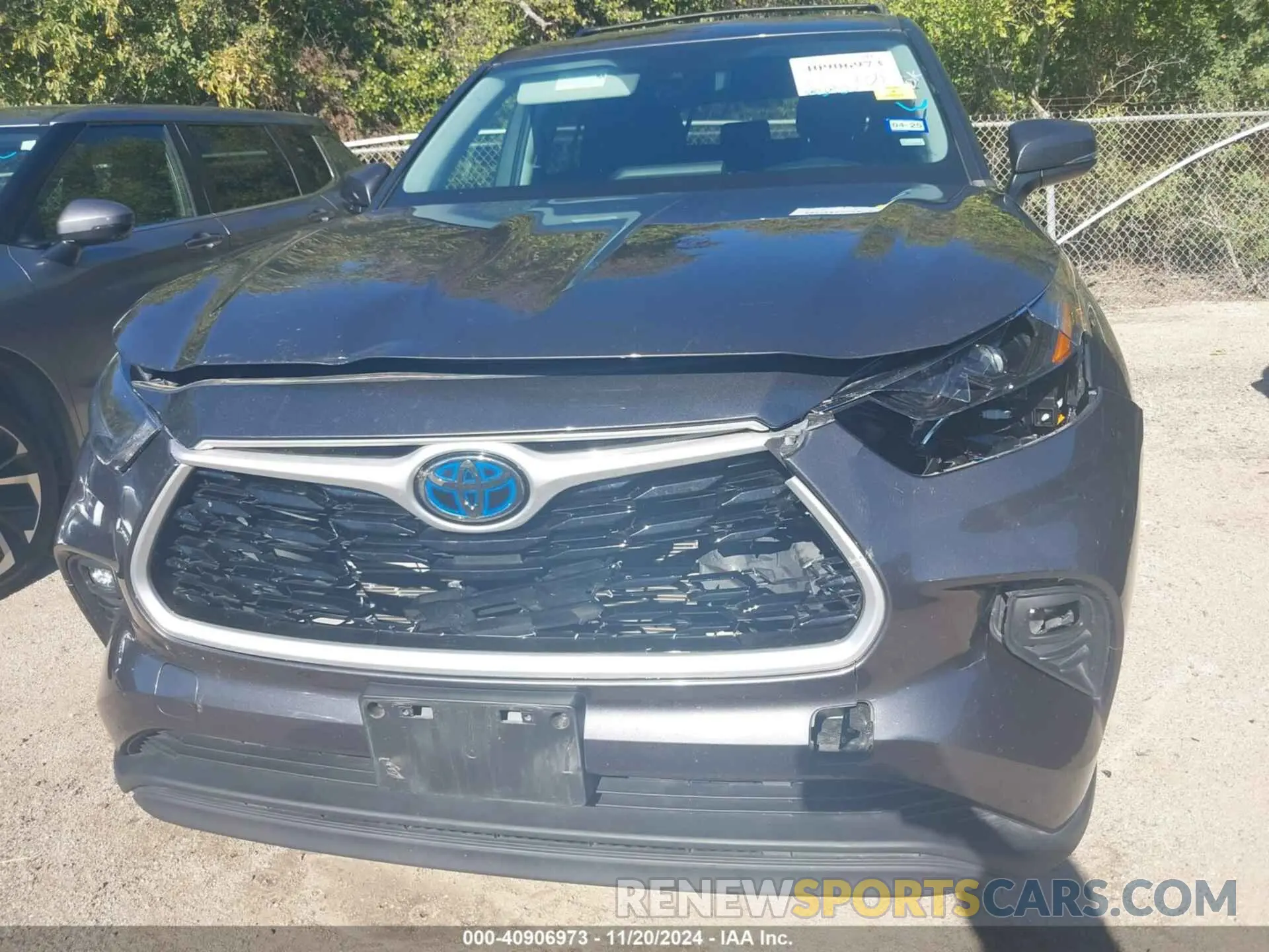 6 Photograph of a damaged car 5TDZARAH3NS514796 TOYOTA HIGHLANDER 2022